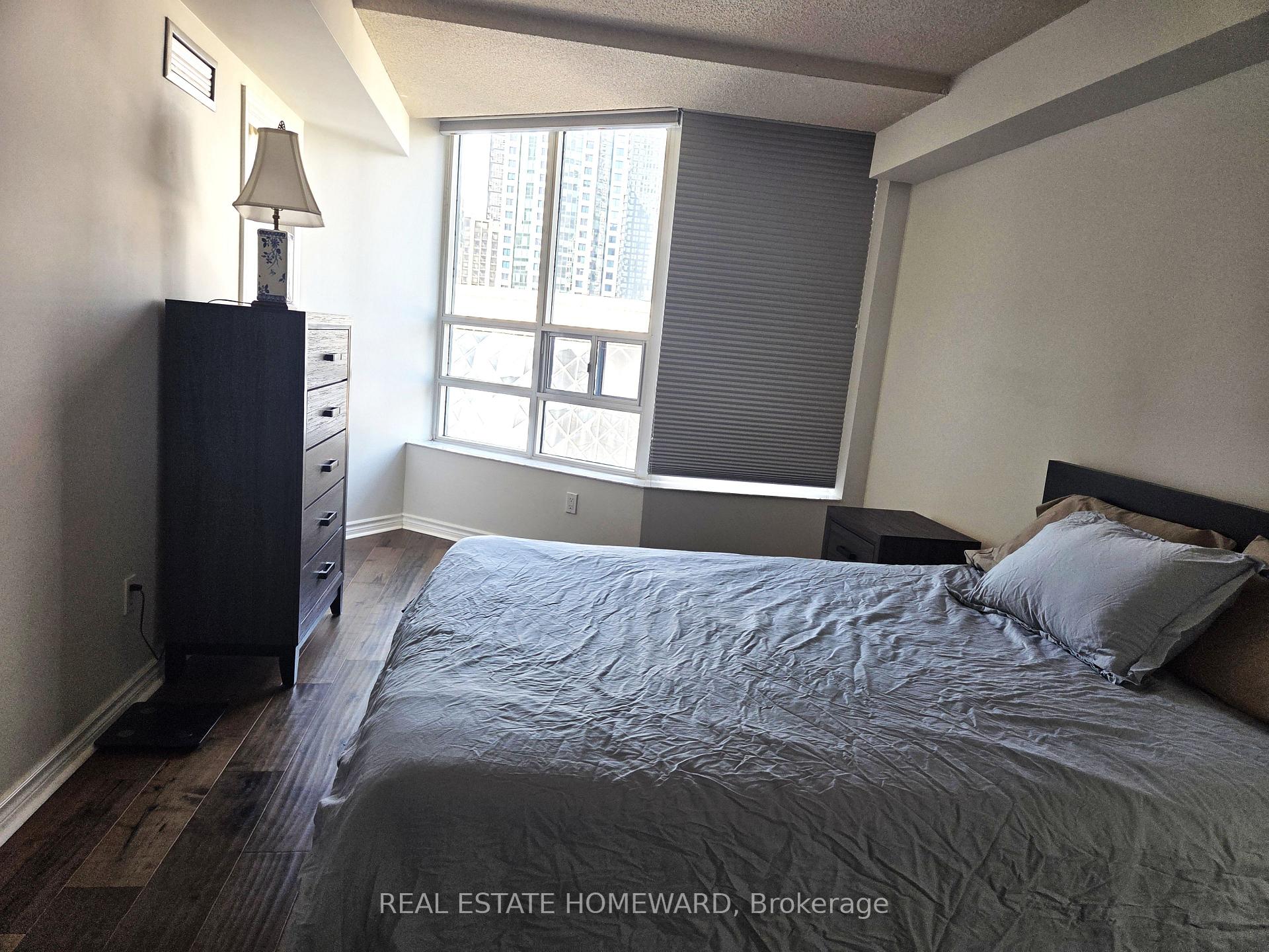 Photo 14 of Unit 702, 71 Simcoe Street, Toronto, University — HOMEH