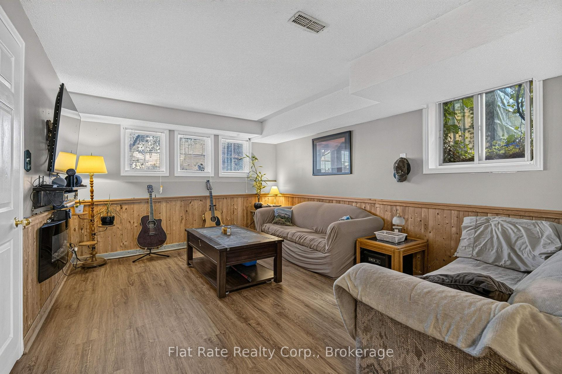 Photo 12 of 5 Hudspeth Court, Kawartha Lakes, Lindsay — HOMEH