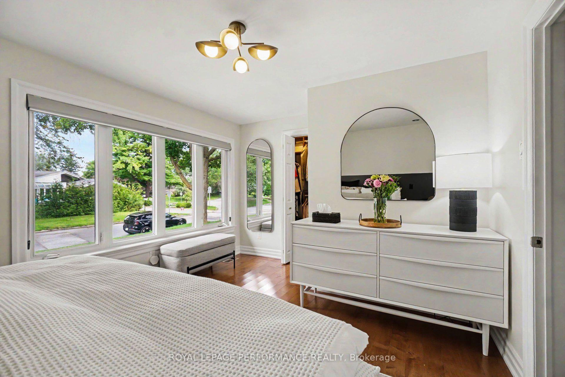 Photo 15 of 2061 Cabot Street, Ottawa, Faircrest Heights — HOMEH