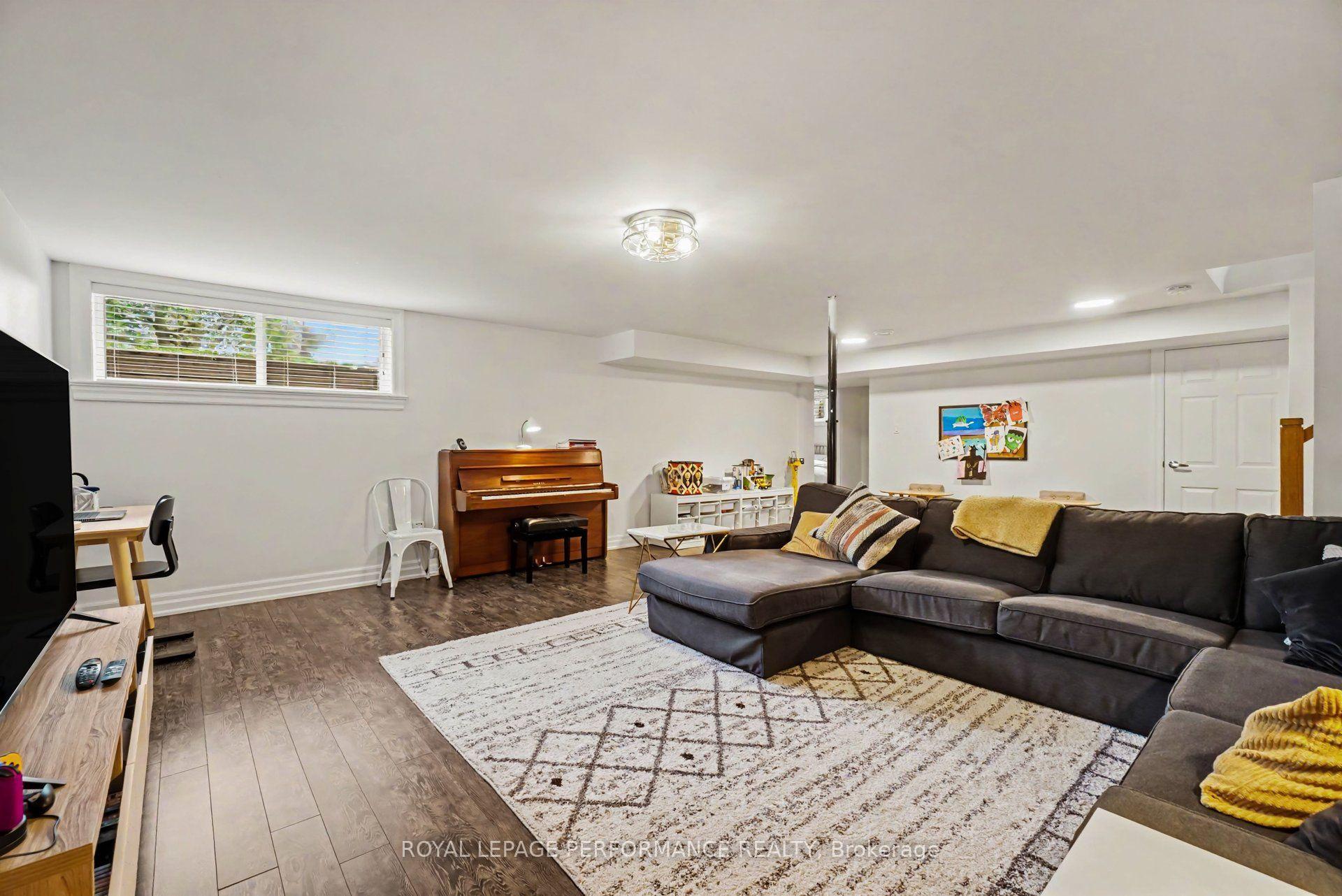 Photo 23 of 2061 Cabot Street, Ottawa, Faircrest Heights — HOMEH