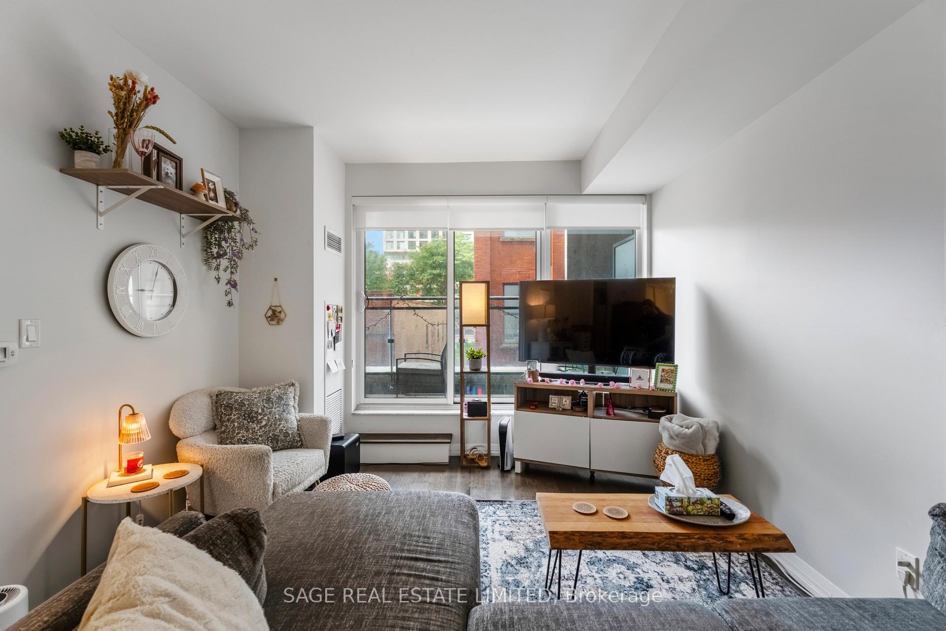 Photo 5 of Unit 309, 460 Adelaide Street E, Toronto, Moss Park — HOMEH