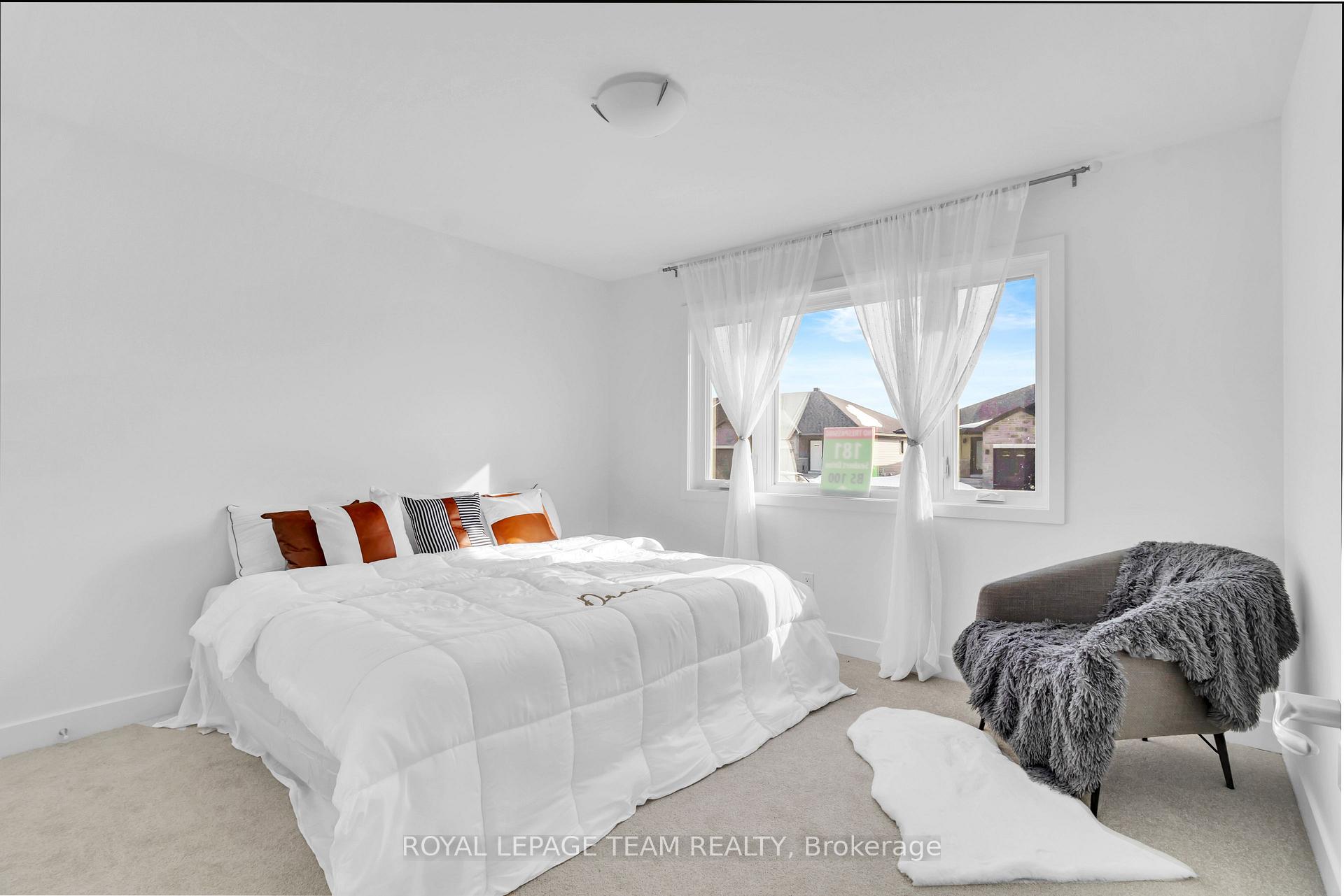 Photo 13 of 181 Seabert Drive, Arnprior, Arnprior — HOMEH
