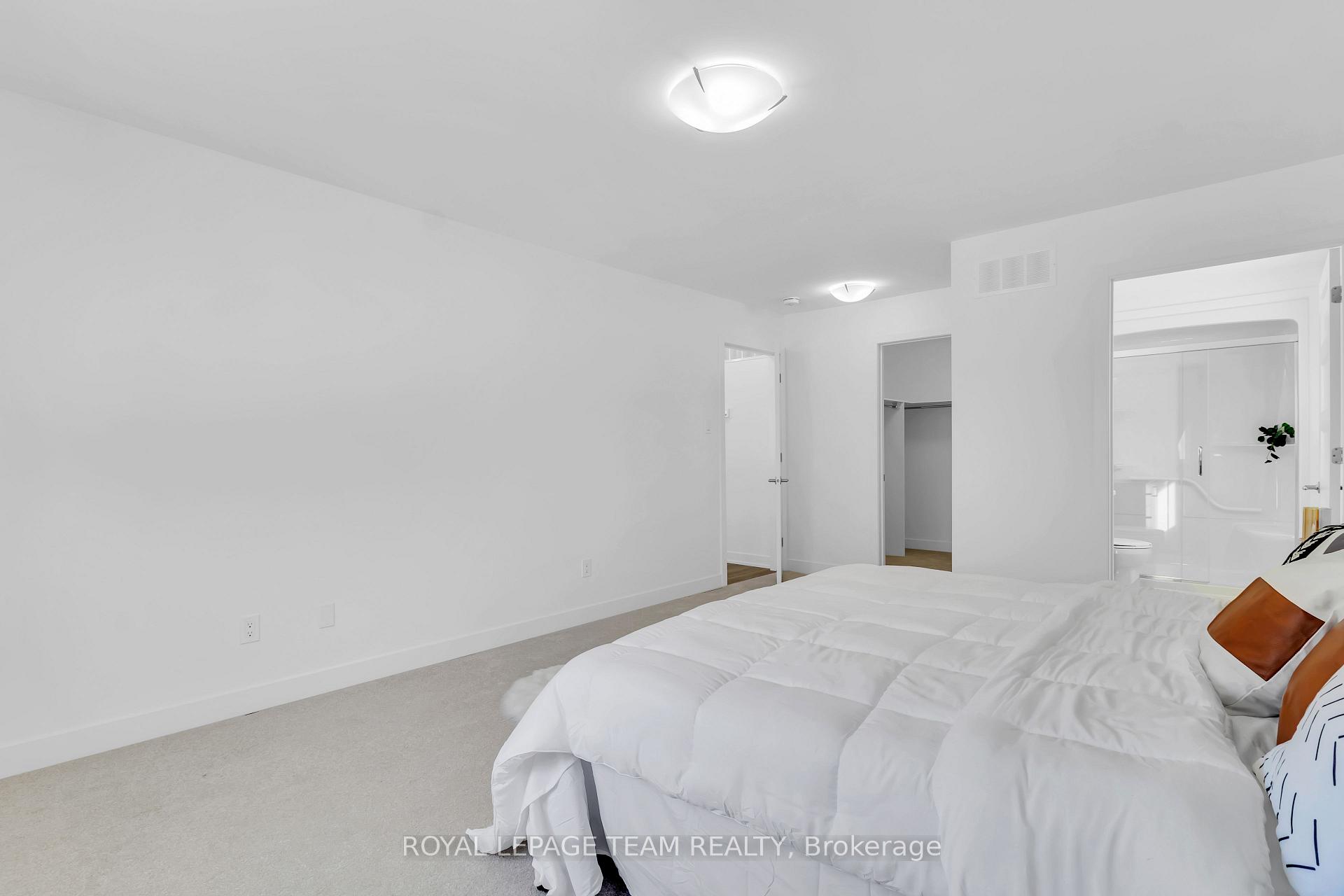 Photo 15 of 181 Seabert Drive, Arnprior, Arnprior — HOMEH