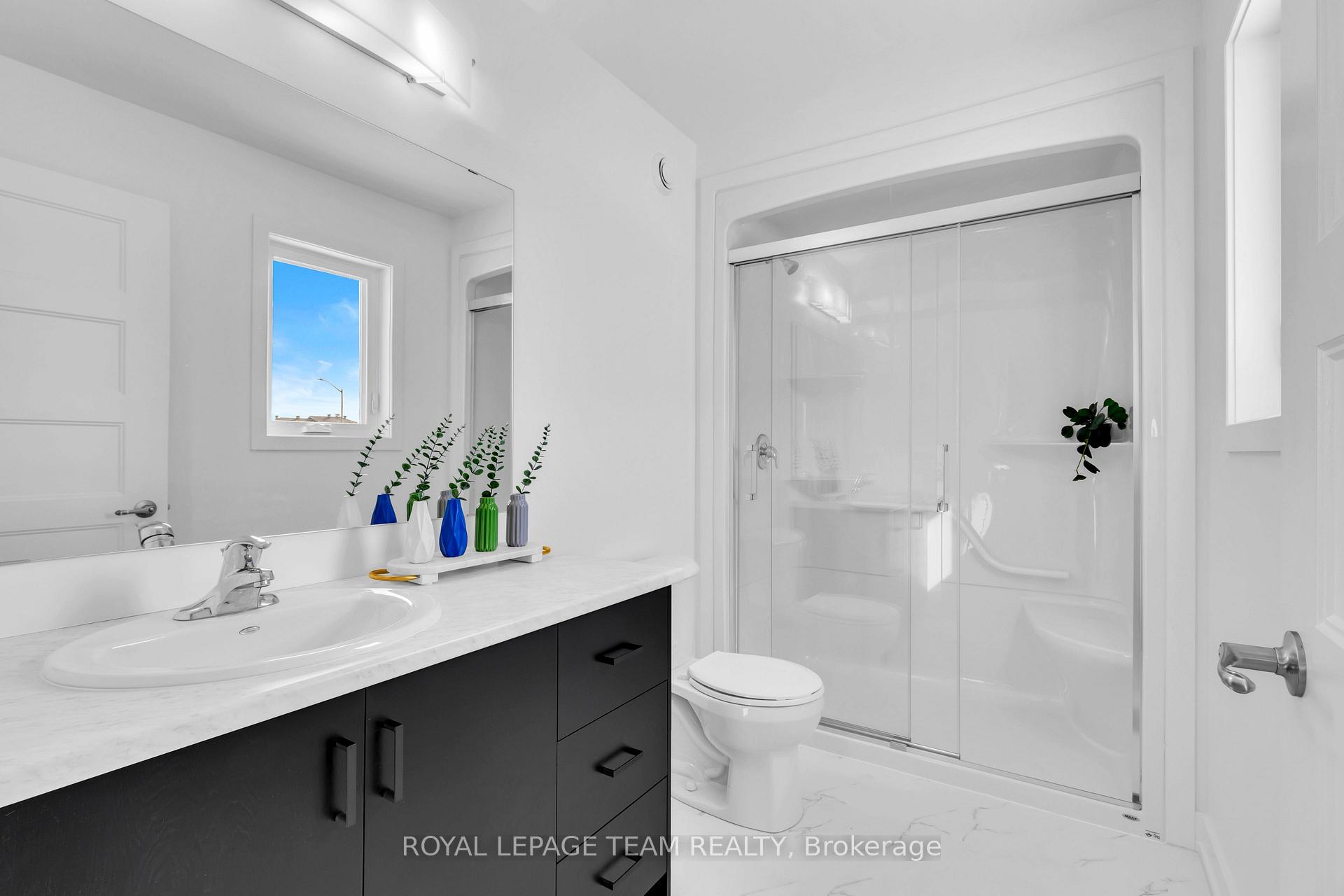 Photo 16 of 181 Seabert Drive, Arnprior, Arnprior — HOMEH