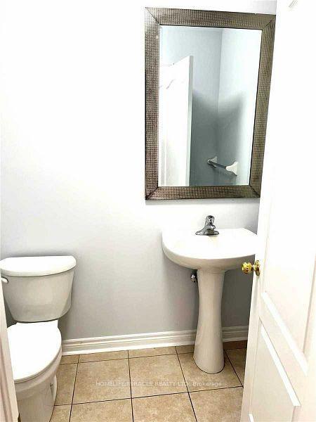 Photo 8 of Unit Upper, 4663 Centretown Way, Mississauga, Hurontario — HOMEH