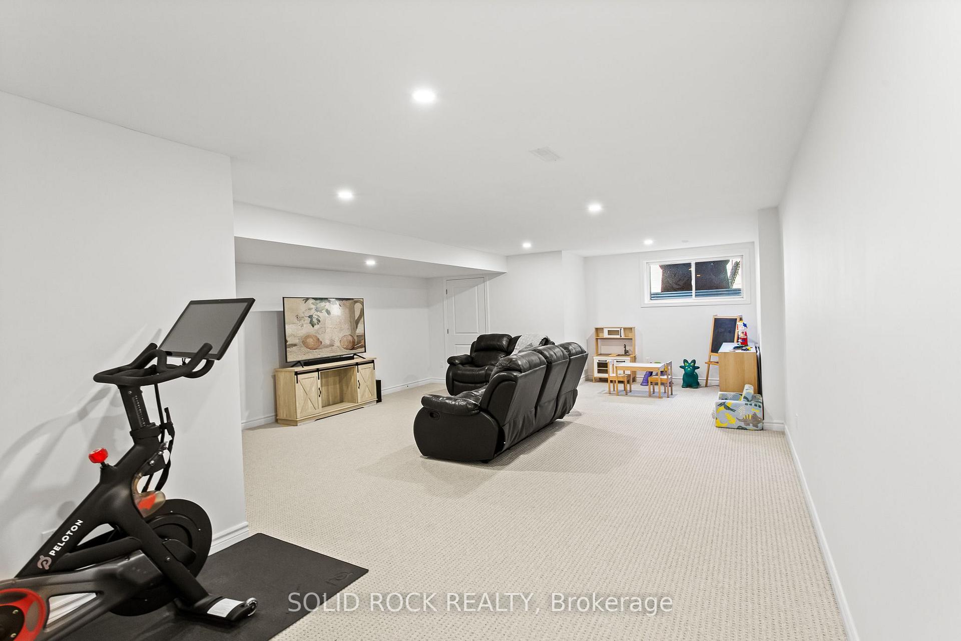 Photo 36 of 949 Omagaki Way, Ottawa, Blossom Park/Kemp Park/Findlay Creek — HOMEH