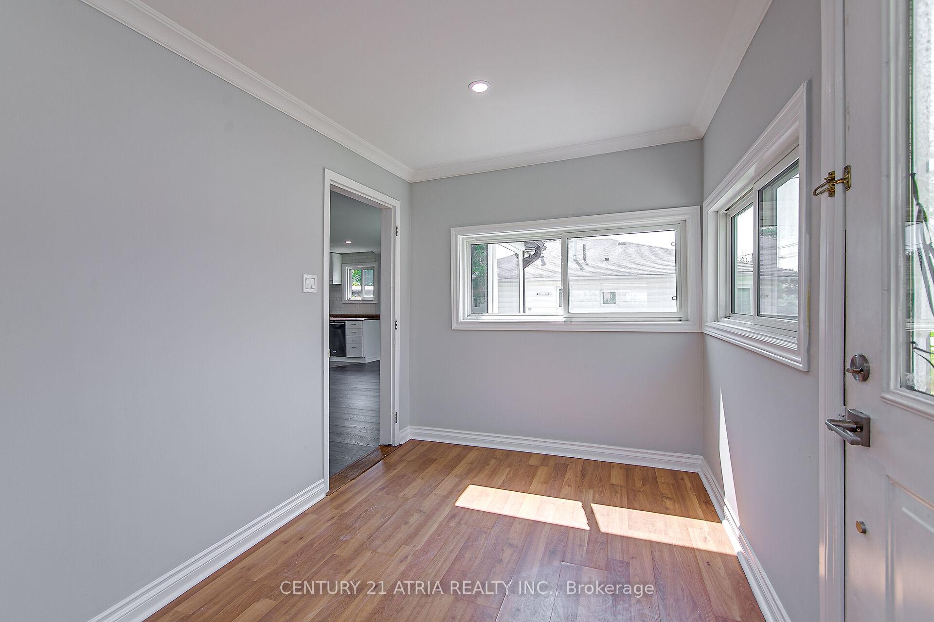 Photo 7 of 904 Maplewood Drive N, Innisfil, Alcona — HOMEH