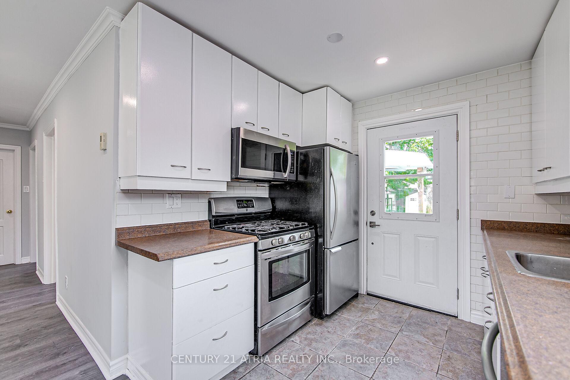 Photo 14 of 904 Maplewood Drive N, Innisfil, Alcona — HOMEH