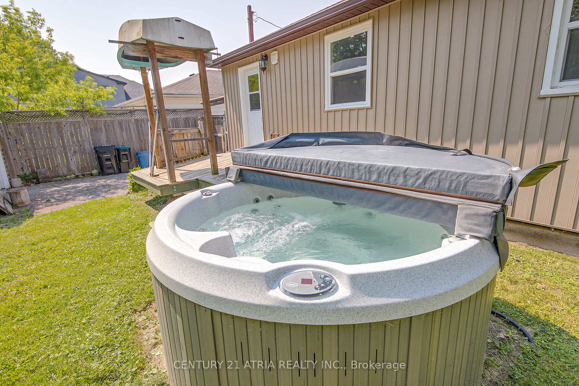 Photo 34 of 904 Maplewood Drive N, Innisfil, Alcona — HOMEH