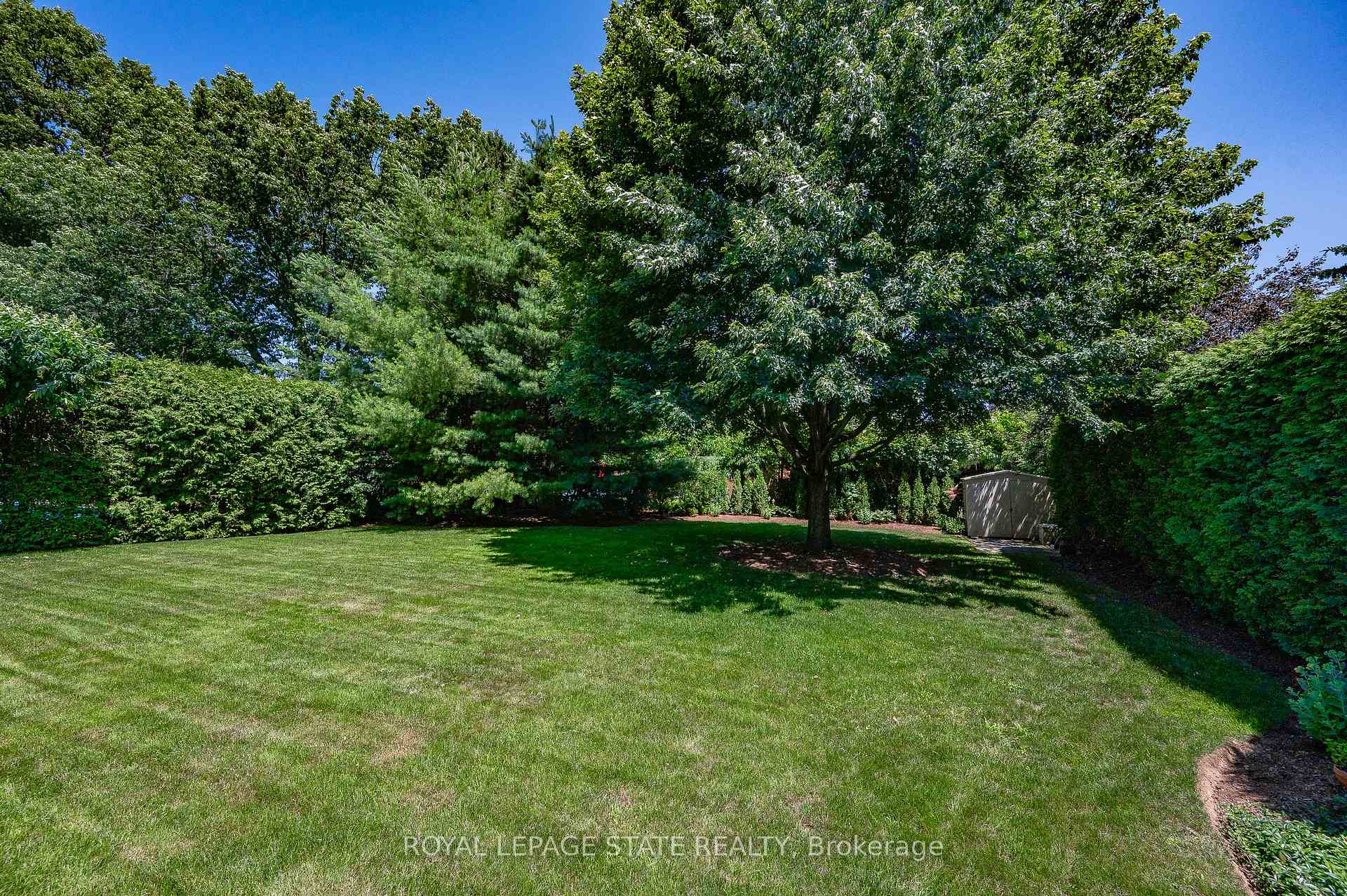 Photo 36 of 109 Rosemary Lane, Hamilton, Ancaster — HOMEH