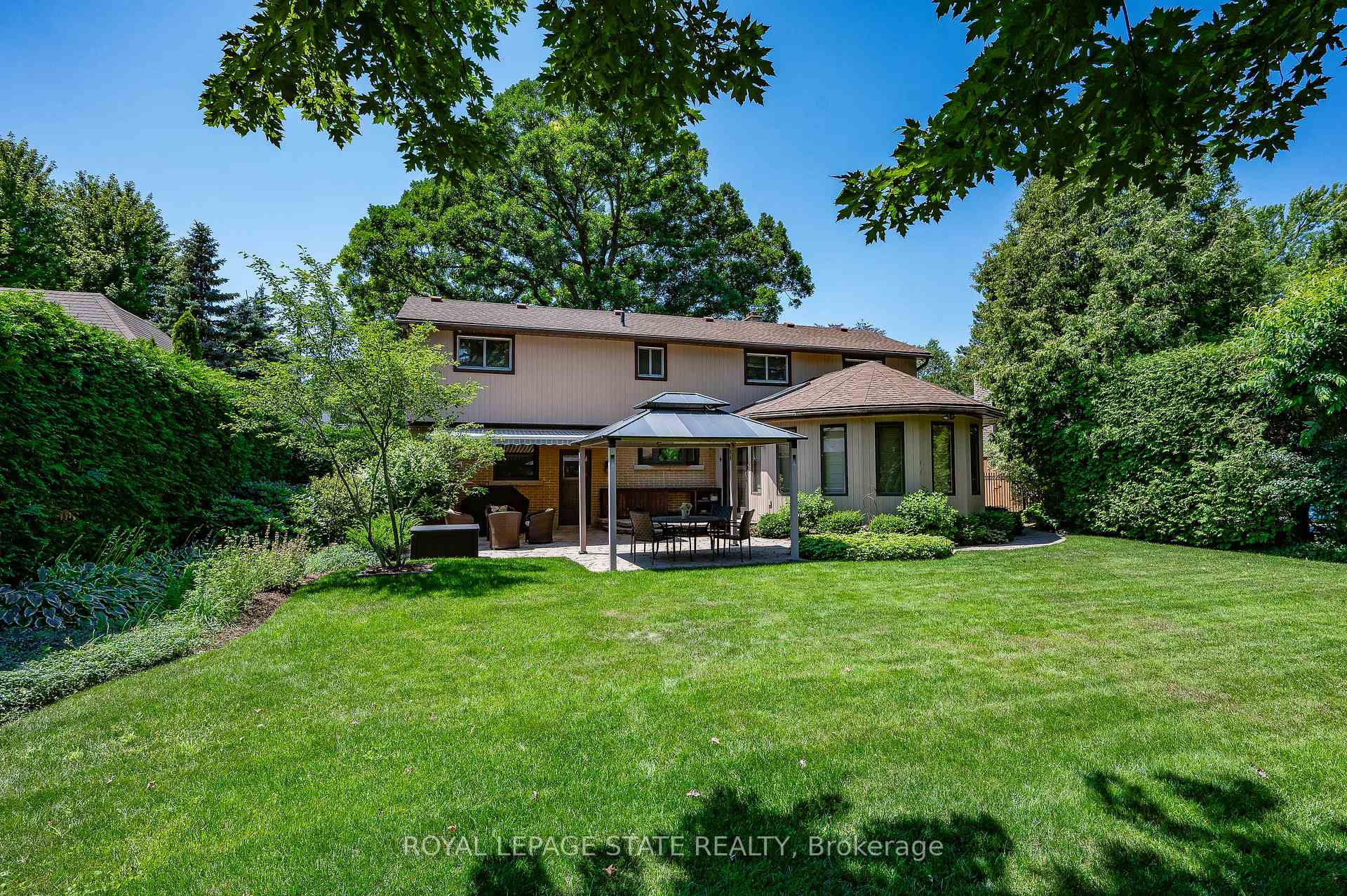Photo 38 of 109 Rosemary Lane, Hamilton, Ancaster — HOMEH