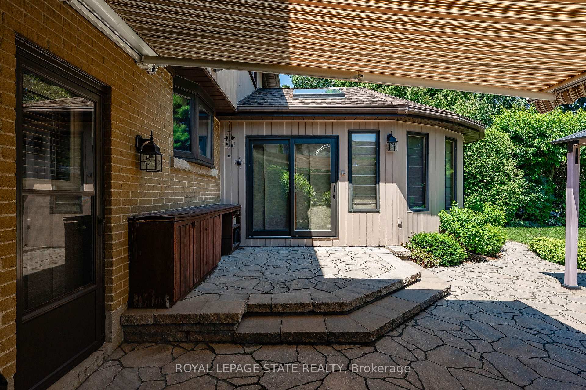 Photo 43 of 109 Rosemary Lane, Hamilton, Ancaster — HOMEH