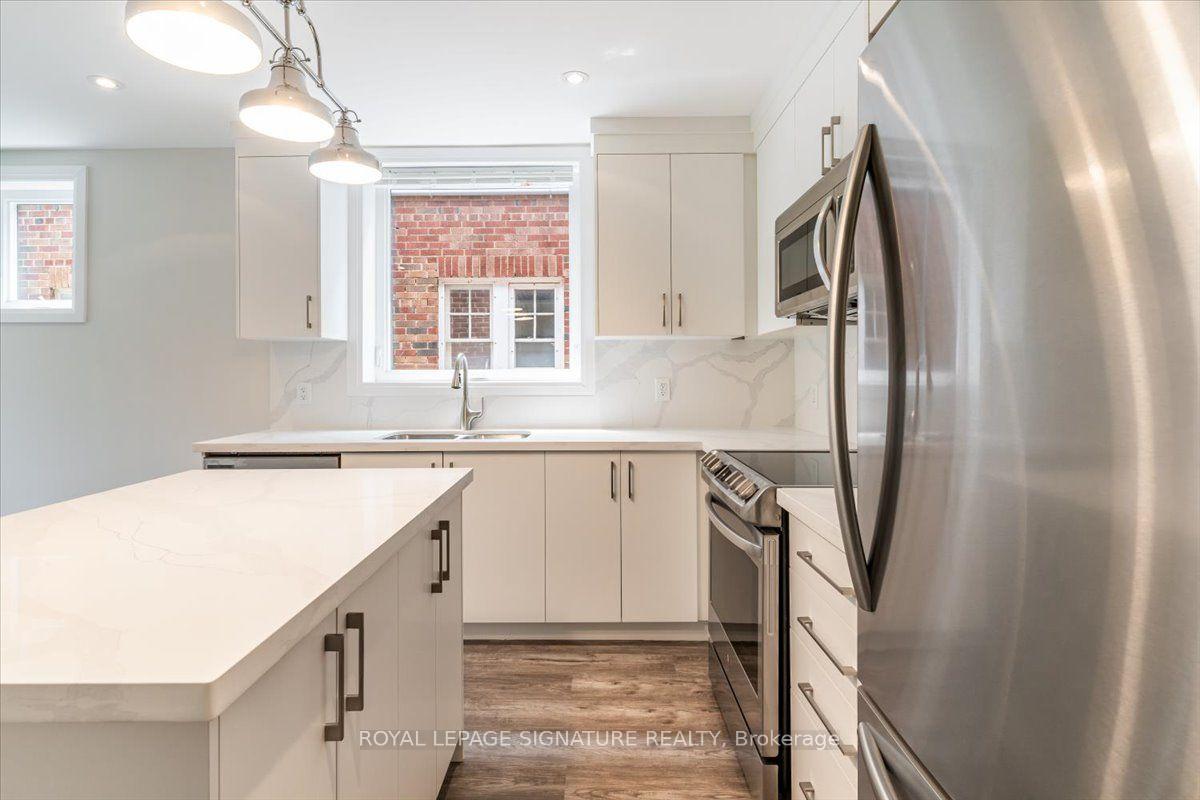 Photo 5 of Unit Main, 182 Millwood Road, Toronto, Mount Pleasant West — HOMEH