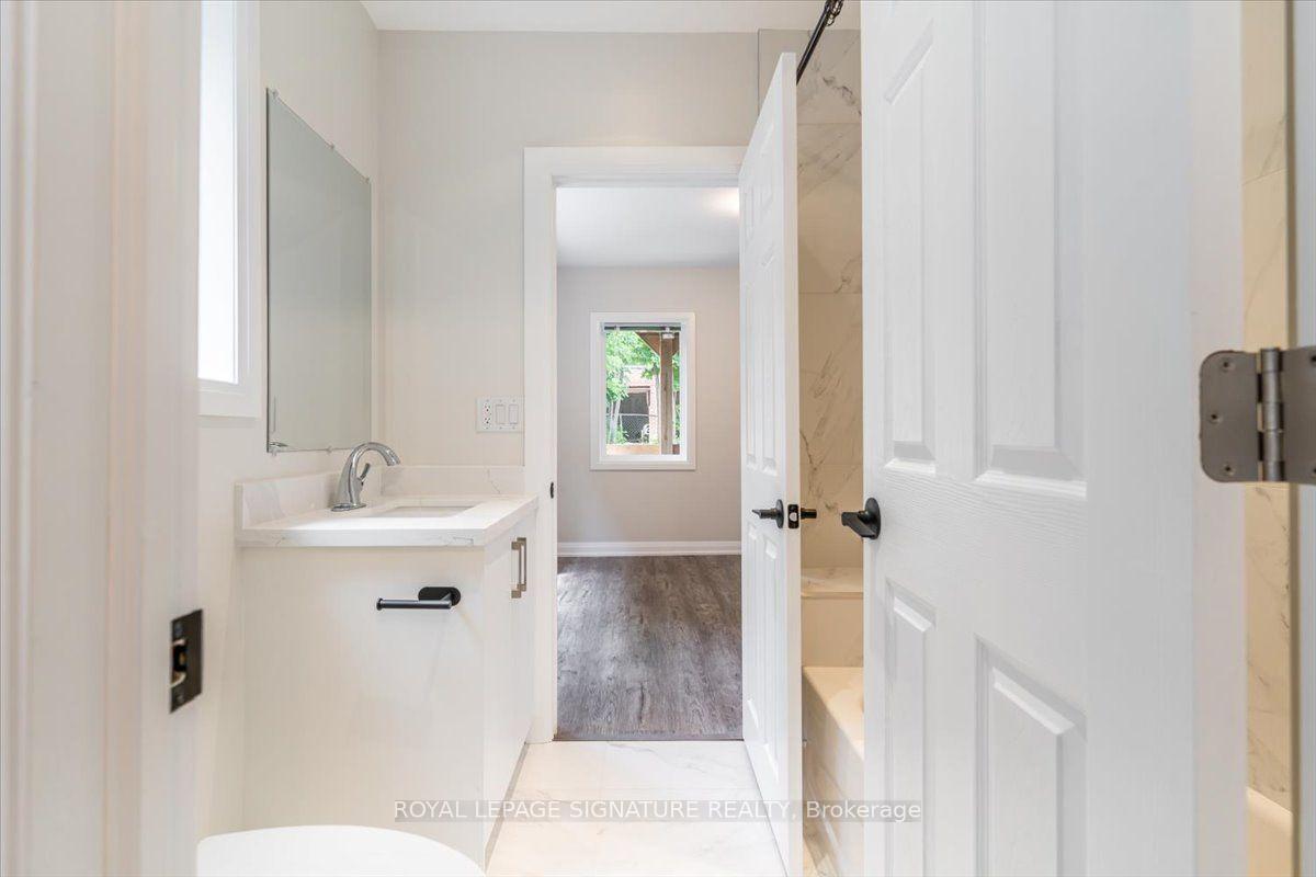 Photo 19 of Unit Main, 182 Millwood Road, Toronto, Mount Pleasant West — HOMEH