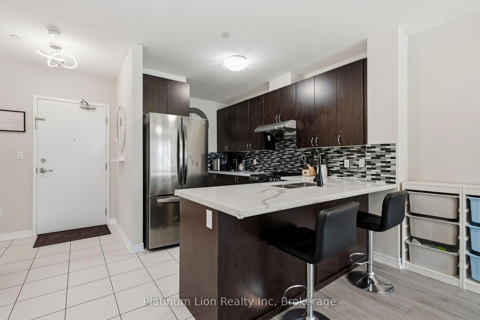 Photo 4 of Unit 203, 7400 Markham Road, Markham, Middlefield — HOMEH
