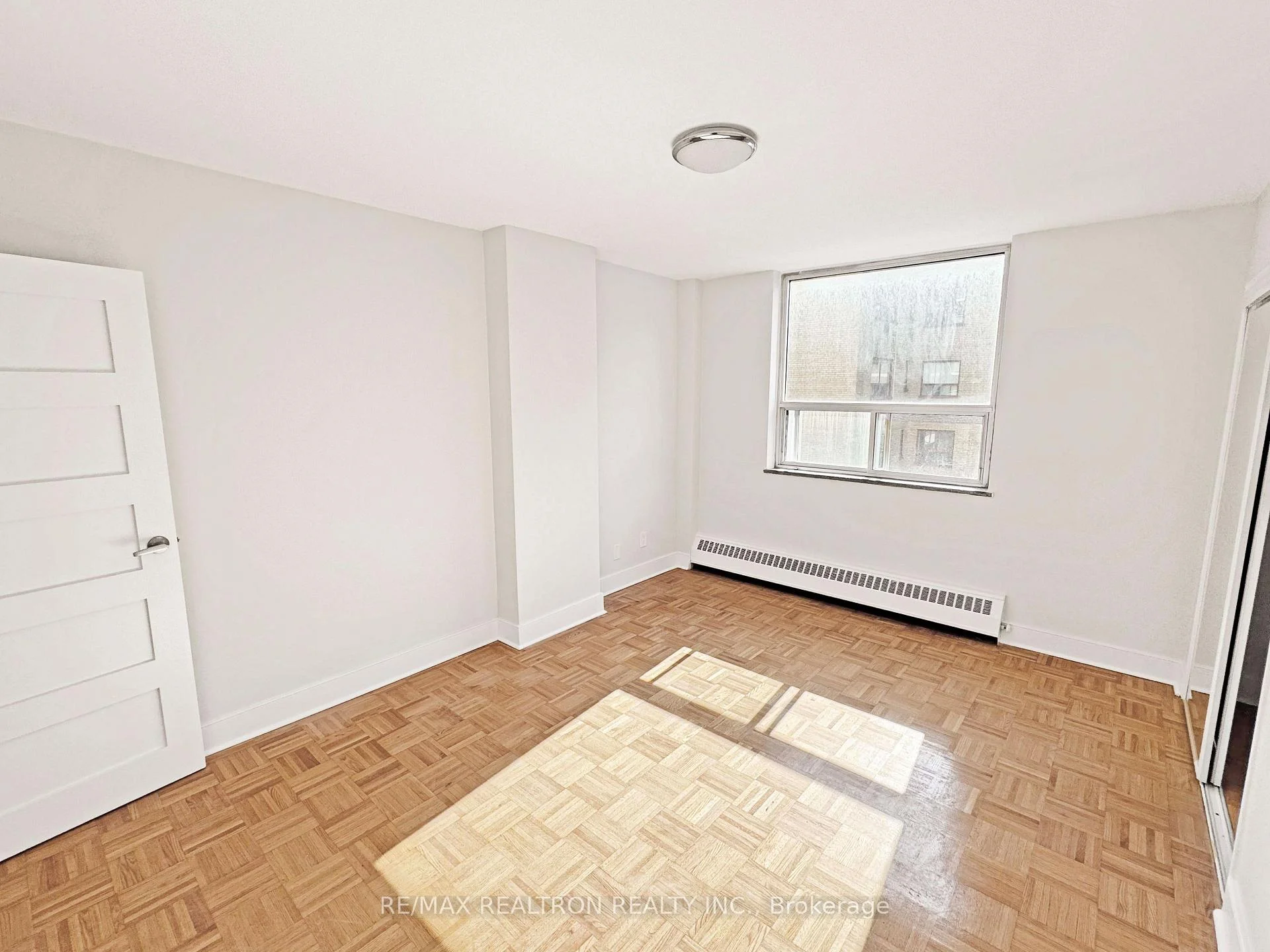 Photo 18 of Unit 302, 490 Eglinton Avenue E, Toronto, Mount Pleasant East — HOMEH