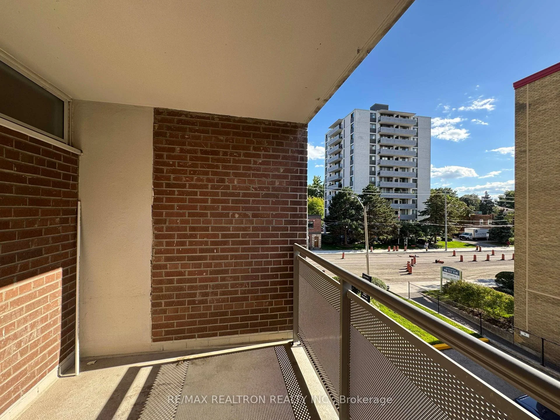Photo 25 of Unit 302, 490 Eglinton Avenue E, Toronto, Mount Pleasant East — HOMEH
