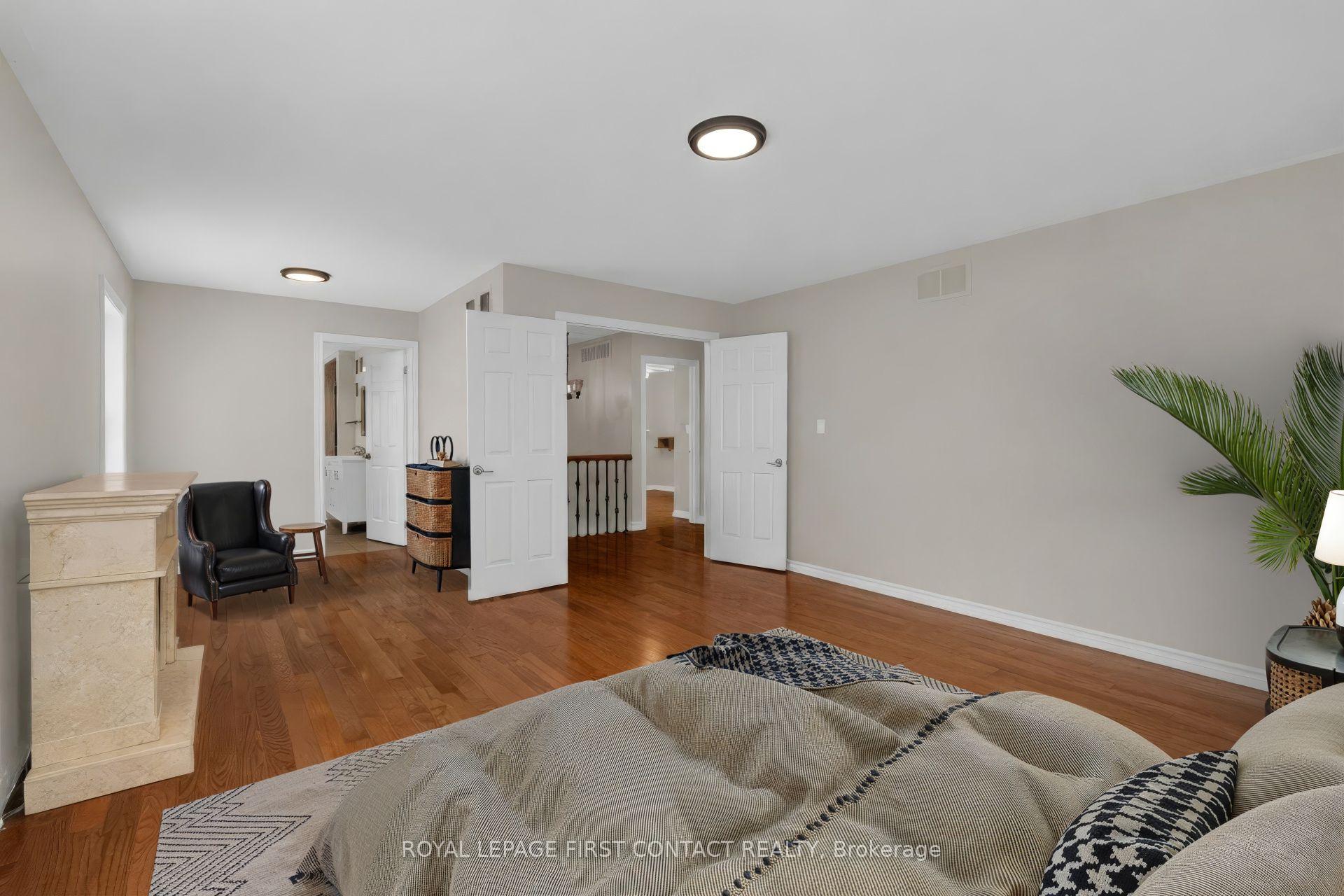 Photo 23 of 43 Vanderpost Crescent, Essa, Thornton — HOMEH