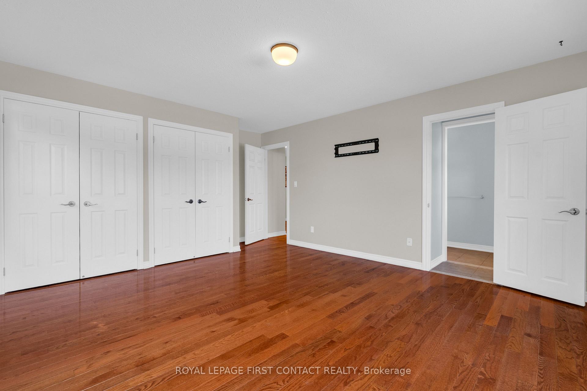 Photo 26 of 43 Vanderpost Crescent, Essa, Thornton — HOMEH
