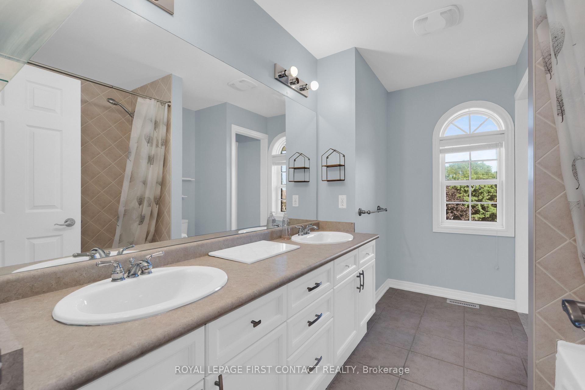 Photo 27 of 43 Vanderpost Crescent, Essa, Thornton — HOMEH
