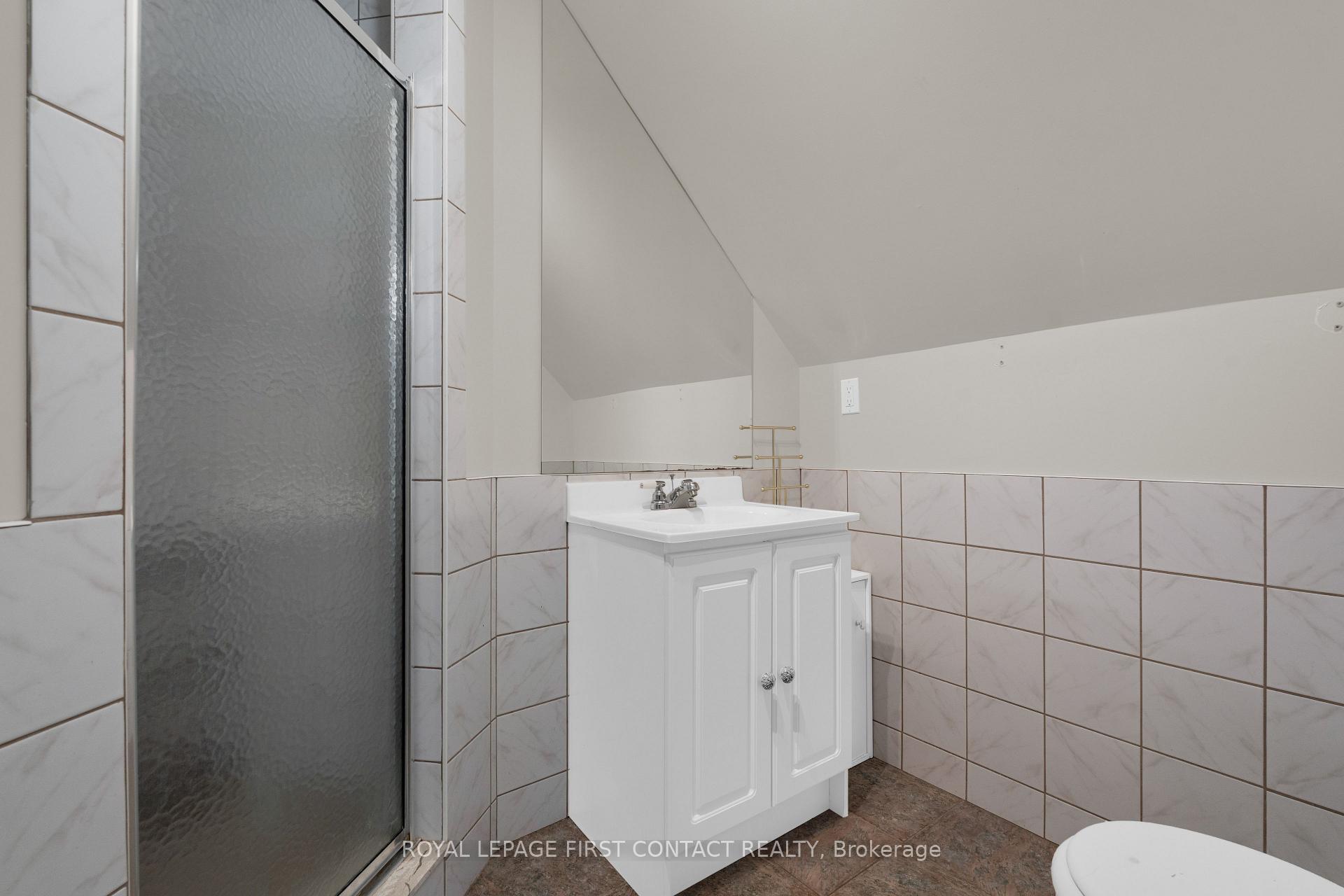 Photo 31 of 43 Vanderpost Crescent, Essa, Thornton — HOMEH