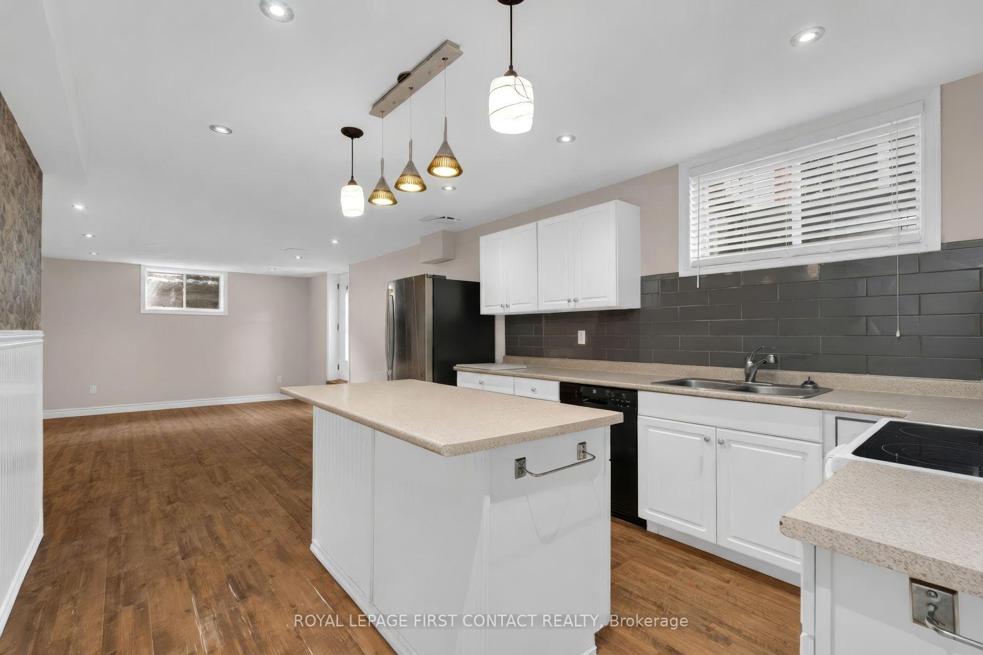 Photo 35 of 43 Vanderpost Crescent, Essa, Thornton — HOMEH