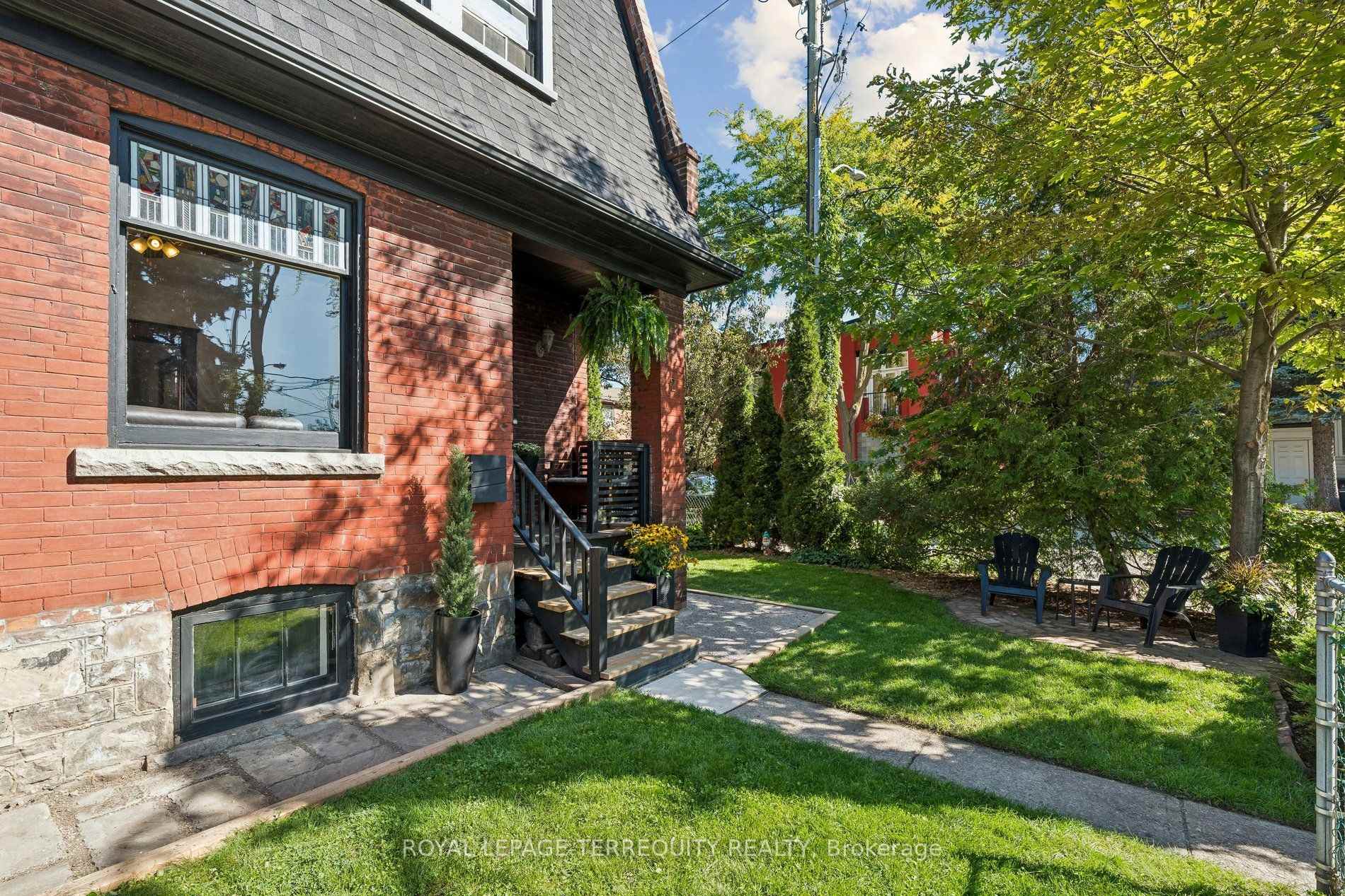 Photo 2 of 2 Wright Avenue, Toronto, Roncesvalles — HOMEH