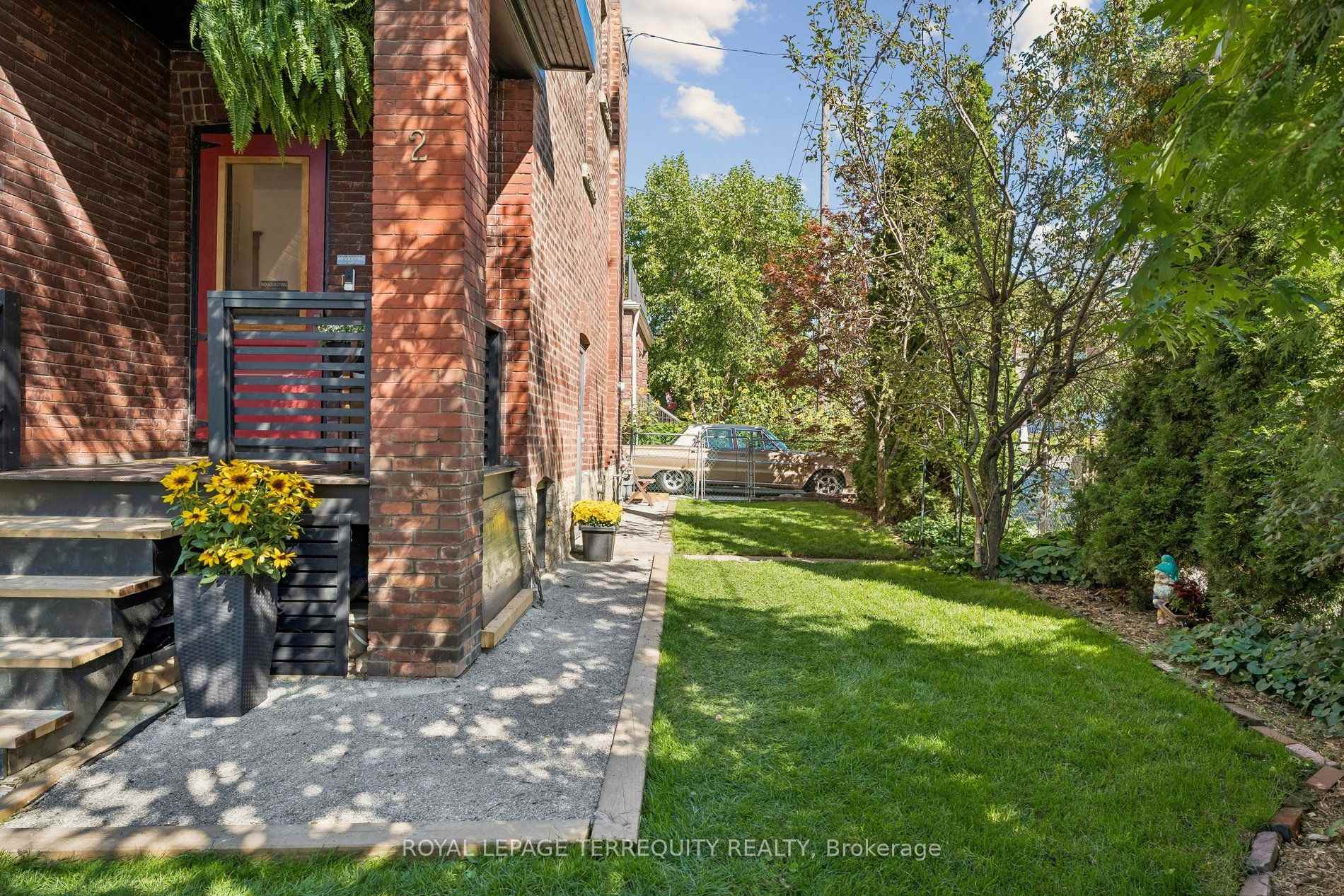 Photo 6 of 2 Wright Avenue, Toronto, Roncesvalles — HOMEH
