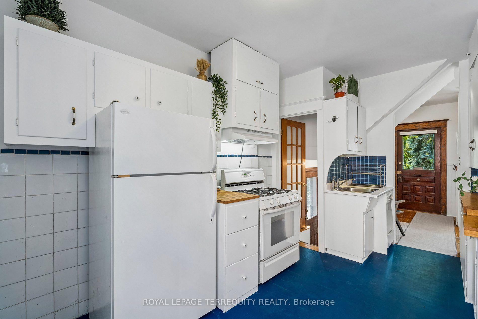 Photo 17 of 2 Wright Avenue, Toronto, Roncesvalles — HOMEH