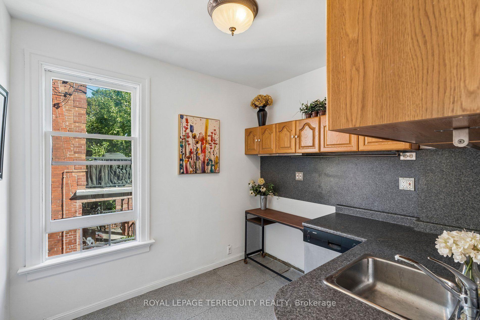 Photo 37 of 2 Wright Avenue, Toronto, Roncesvalles — HOMEH