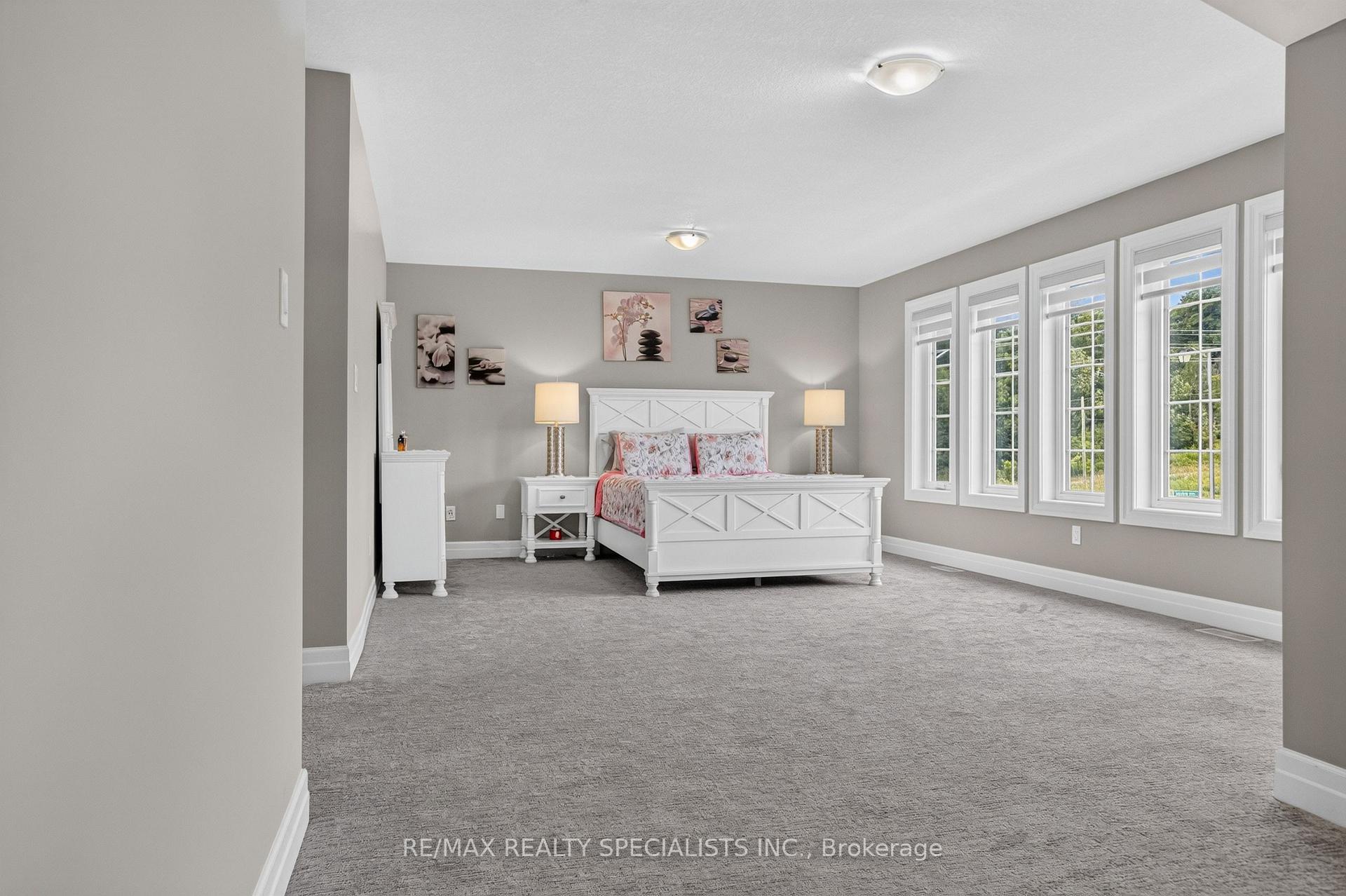 Photo 51 of 284 Chokecherry Crescent, Waterloo, Beechwood/University — HOMEH