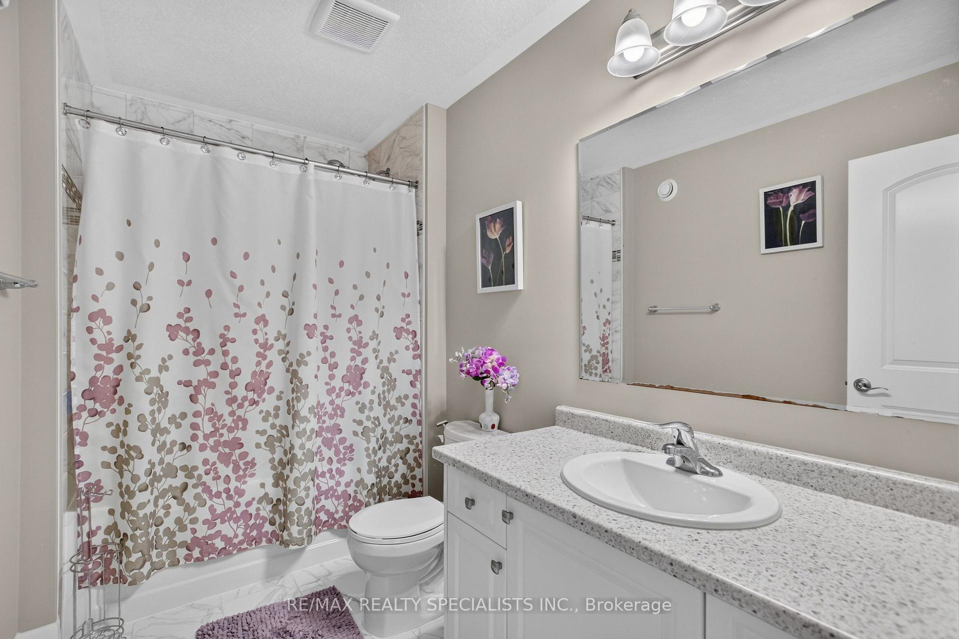 Photo 67 of 284 Chokecherry Crescent, Waterloo, Beechwood/University — HOMEH