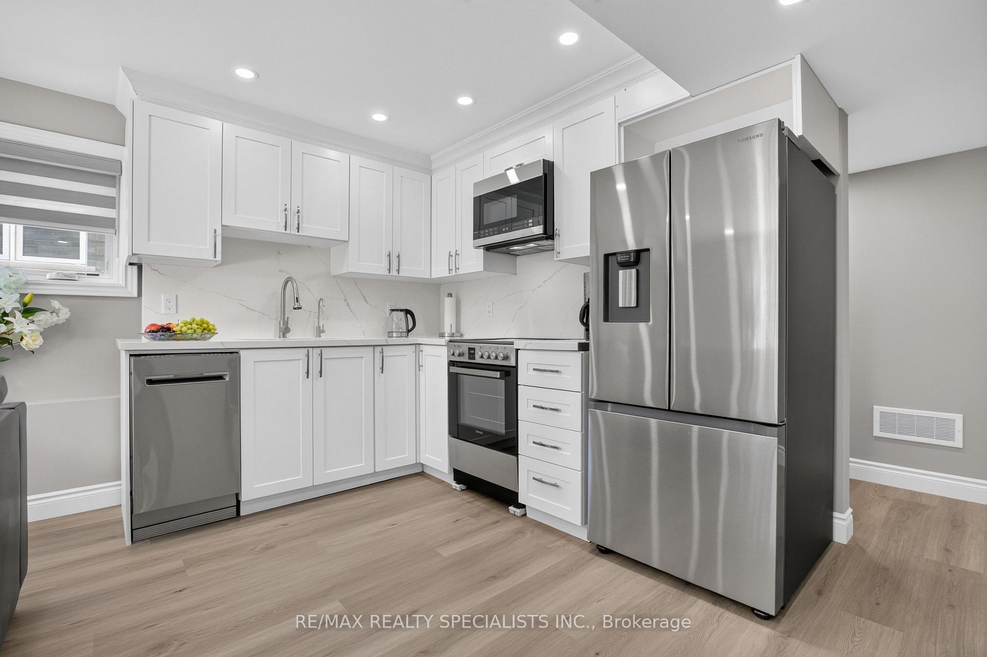 Photo 77 of 284 Chokecherry Crescent, Waterloo, Beechwood/University — HOMEH