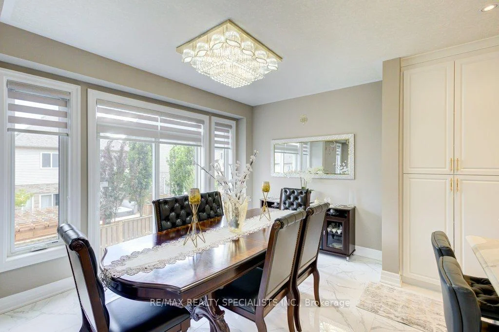 Photo 30 of 284 Chokecherry Crescent, Waterloo, Beechwood/University — HOMEH