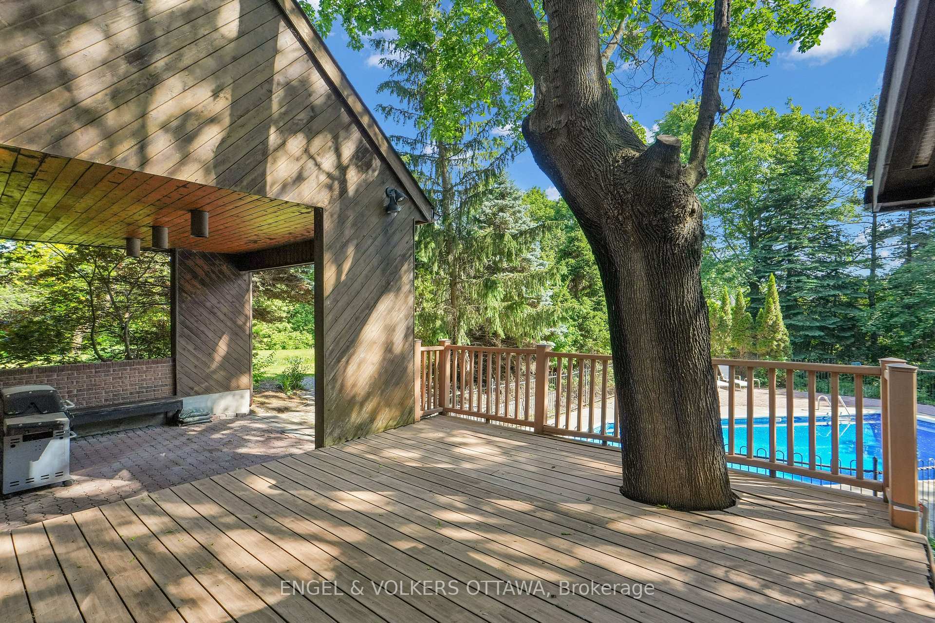 Photo 39 of 7 Mid Pines Grove, Ottawa, Cedar Hill/Orchard Estates — HOMEH