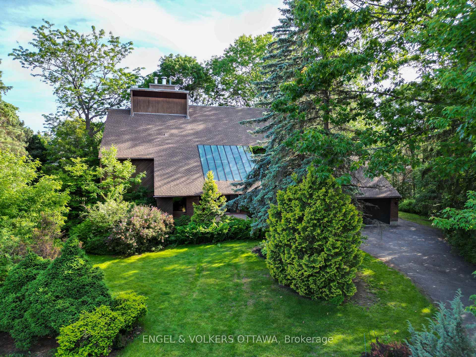 Photo 44 of 7 Mid Pines Grove, Ottawa, Cedar Hill/Orchard Estates — HOMEH