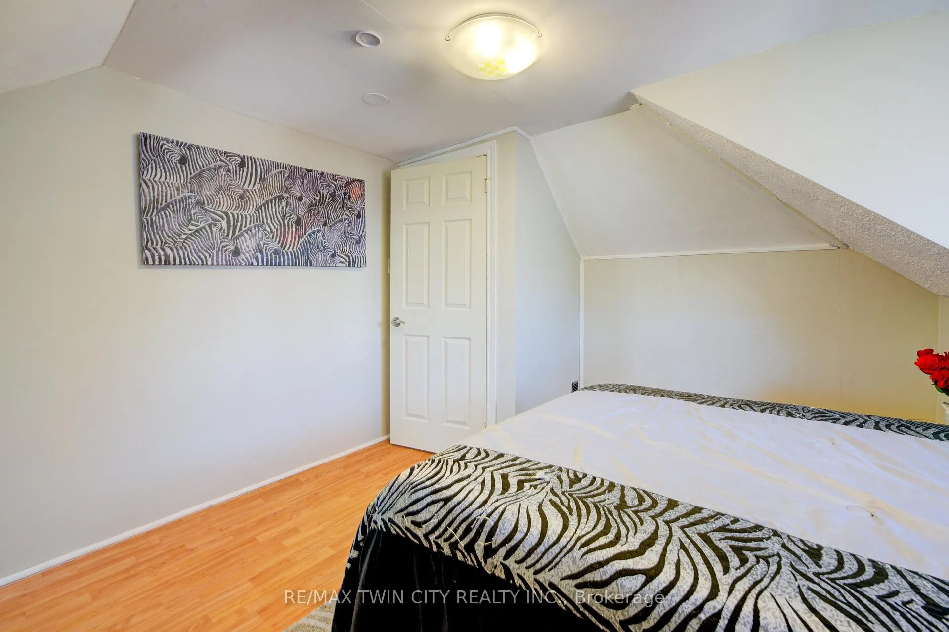 Photo 28 of 47 Gilholm Avenue, Cambridge, Blair Road — HOMEH