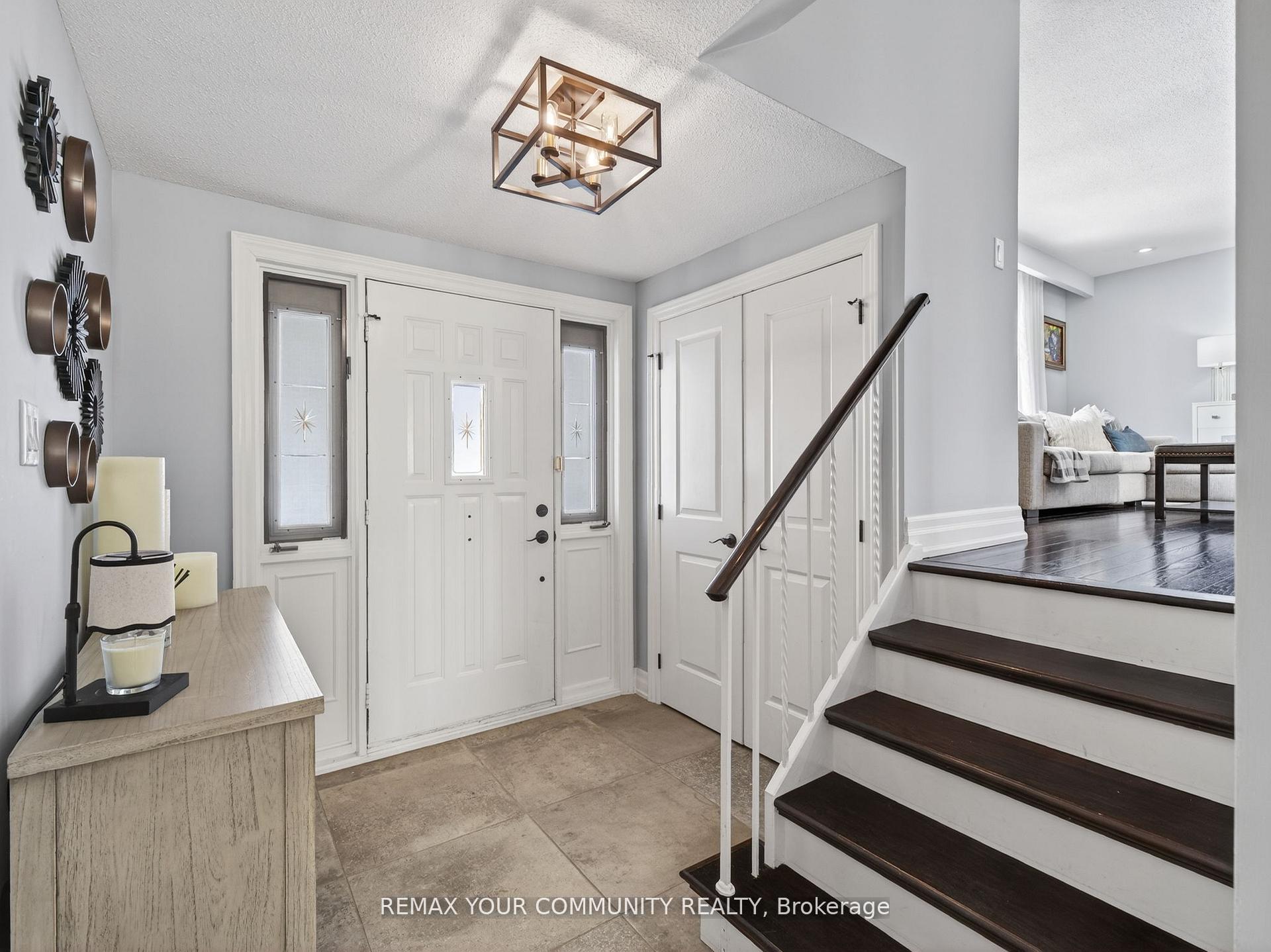 Photo 2 of 107 Orchard Heights, Aurora, Aurora Heights — HOMEH