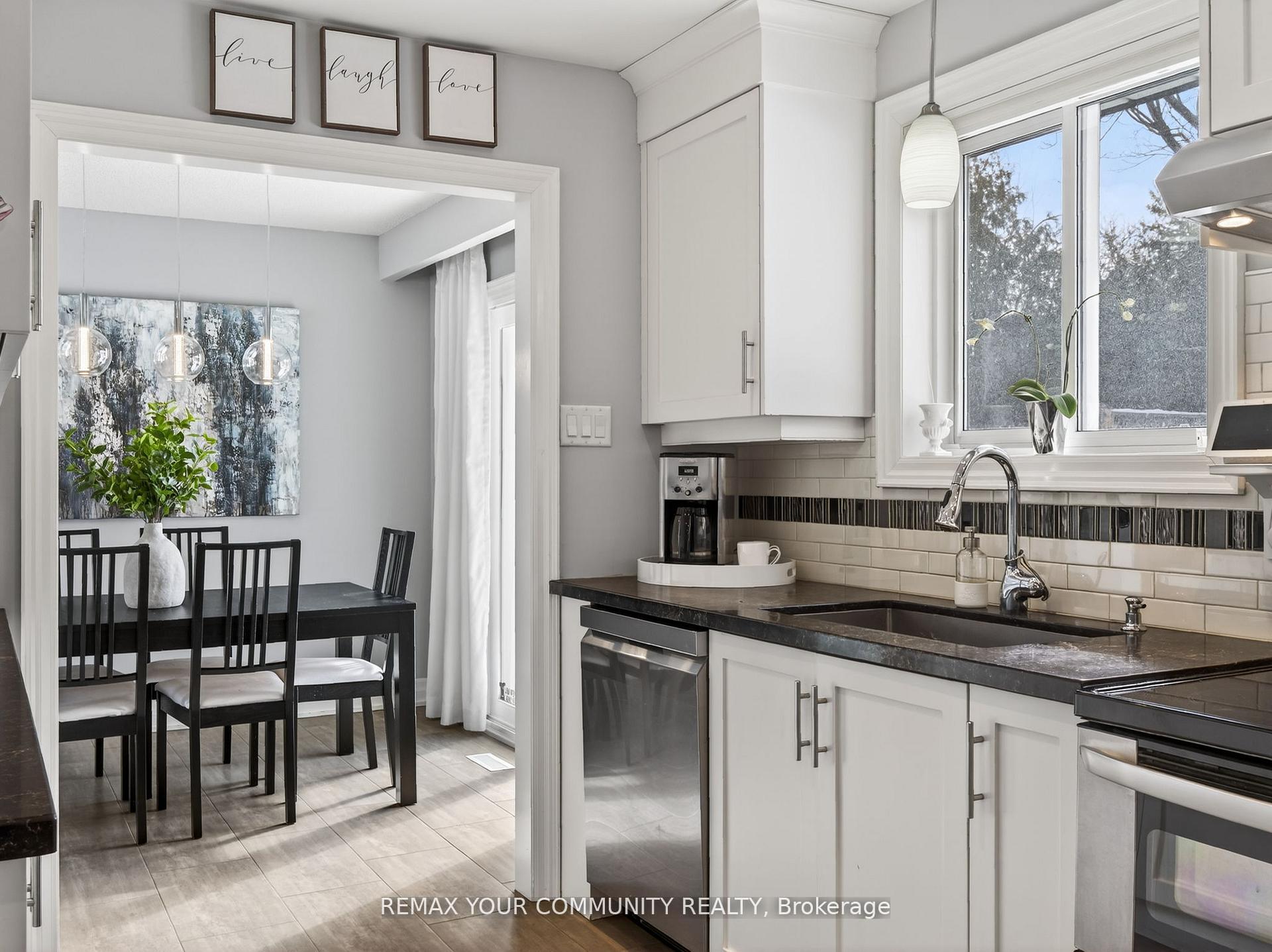 Photo 8 of 107 Orchard Heights, Aurora, Aurora Heights — HOMEH