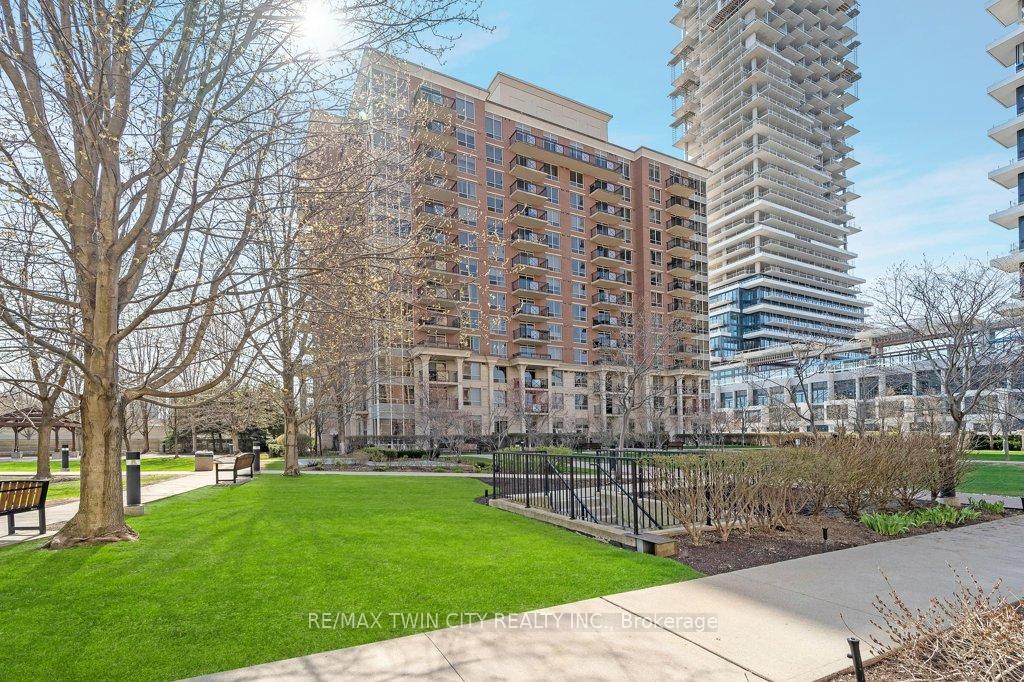 Photo of Unit 701, 1103 Leslie Street