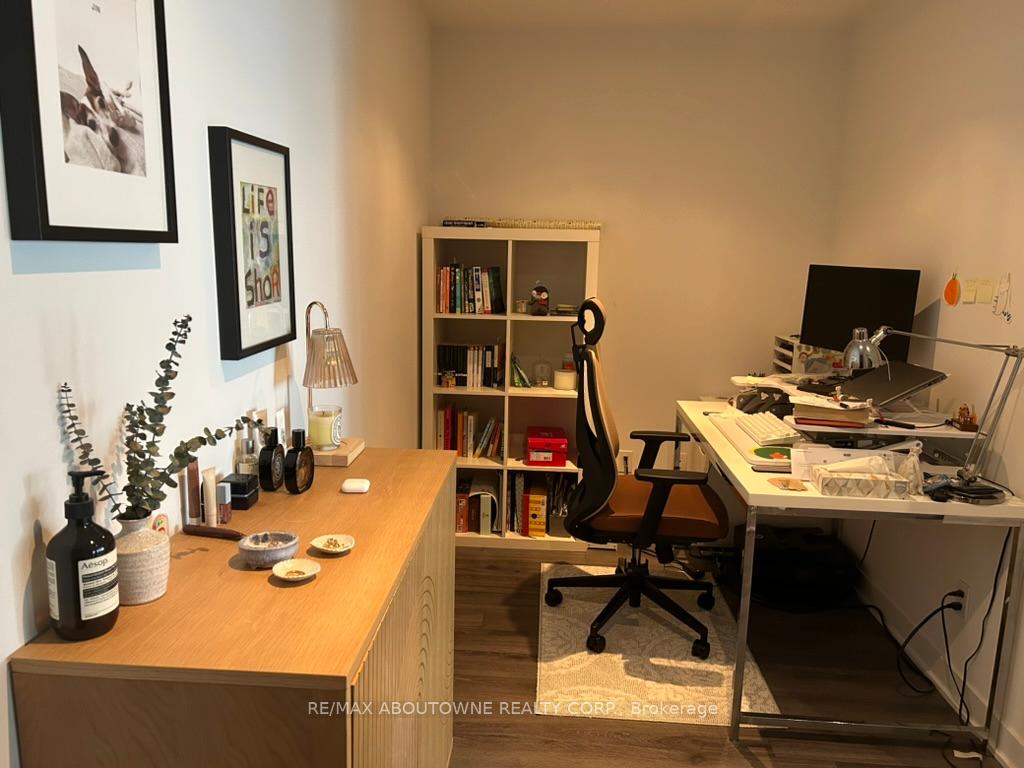 Photo 3 of Unit 2201, 70 Queens Wharf Road, Toronto, Waterfront Communities — HOMEH