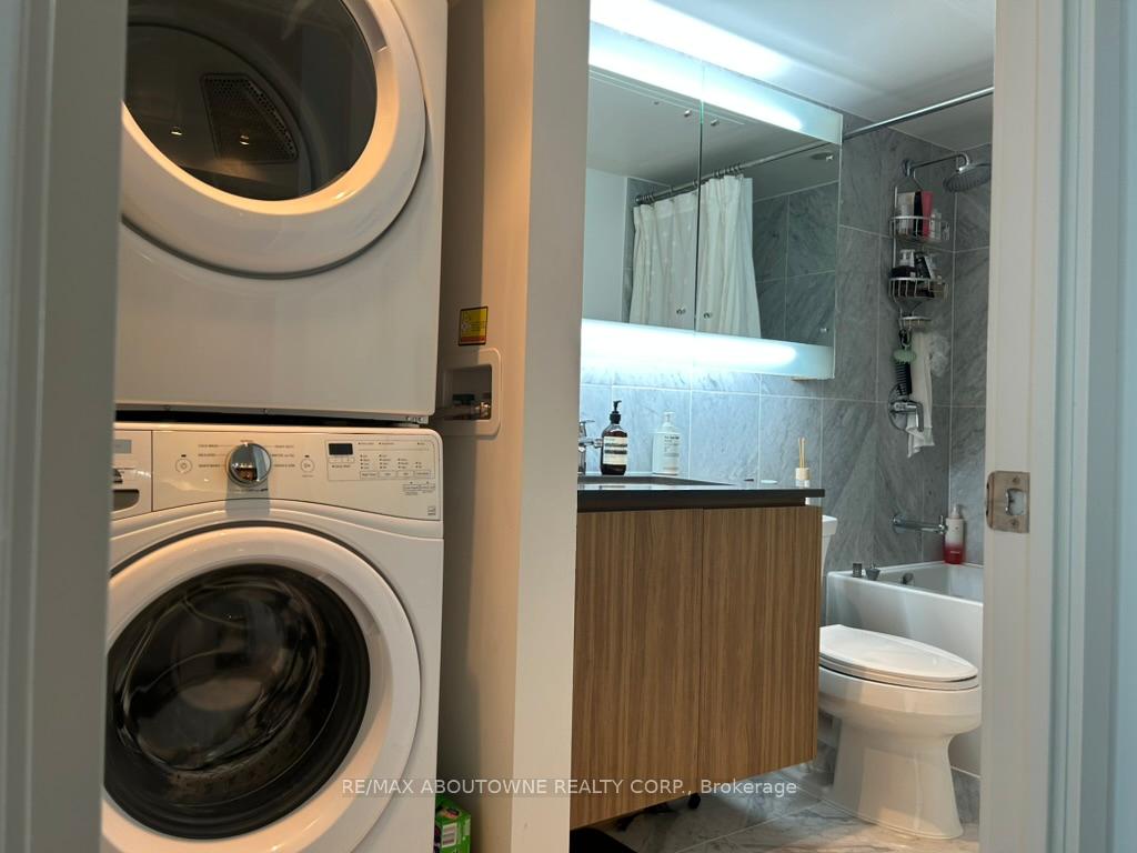 Photo 15 of Unit 2201, 70 Queens Wharf Road, Toronto, Waterfront Communities — HOMEH