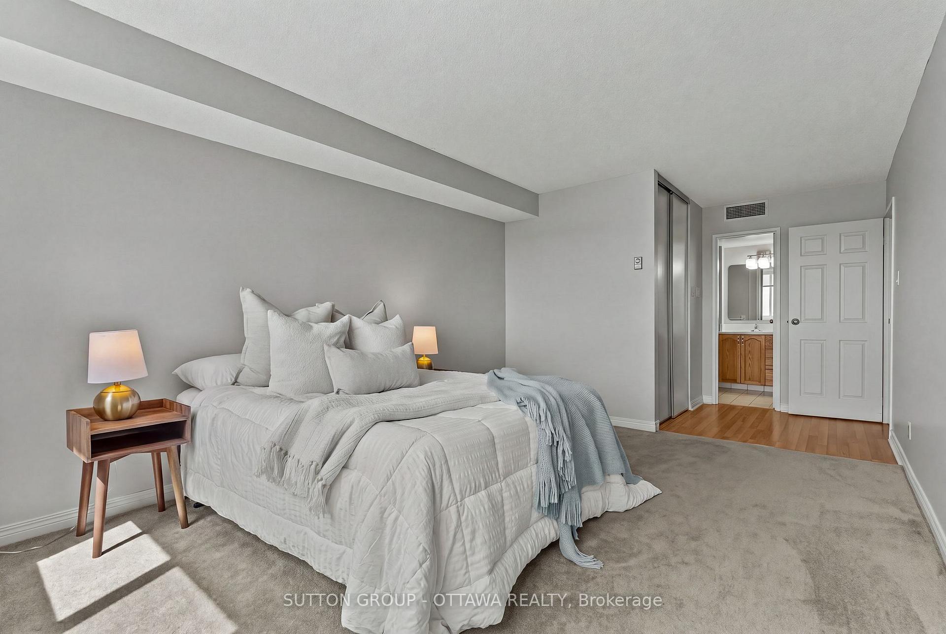 Photo 24 of Unit 917, 100 Grant Carman Drive, Ottawa, Borden Farm/Stewart Farm/Carleton Heights/Parkwood Hills — HOMEH