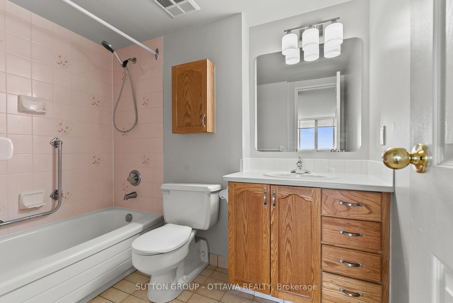 Photo 26 of Unit 917, 100 Grant Carman Drive, Ottawa, Borden Farm/Stewart Farm/Carleton Heights/Parkwood Hills — HOMEH