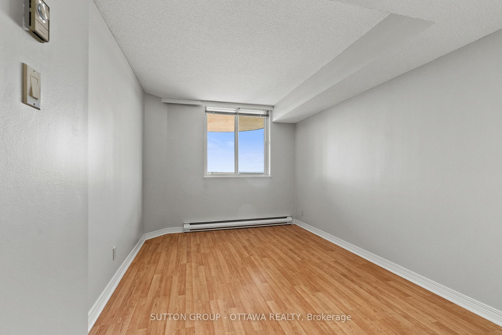 Photo 28 of Unit 917, 100 Grant Carman Drive, Ottawa, Borden Farm/Stewart Farm/Carleton Heights/Parkwood Hills — HOMEH