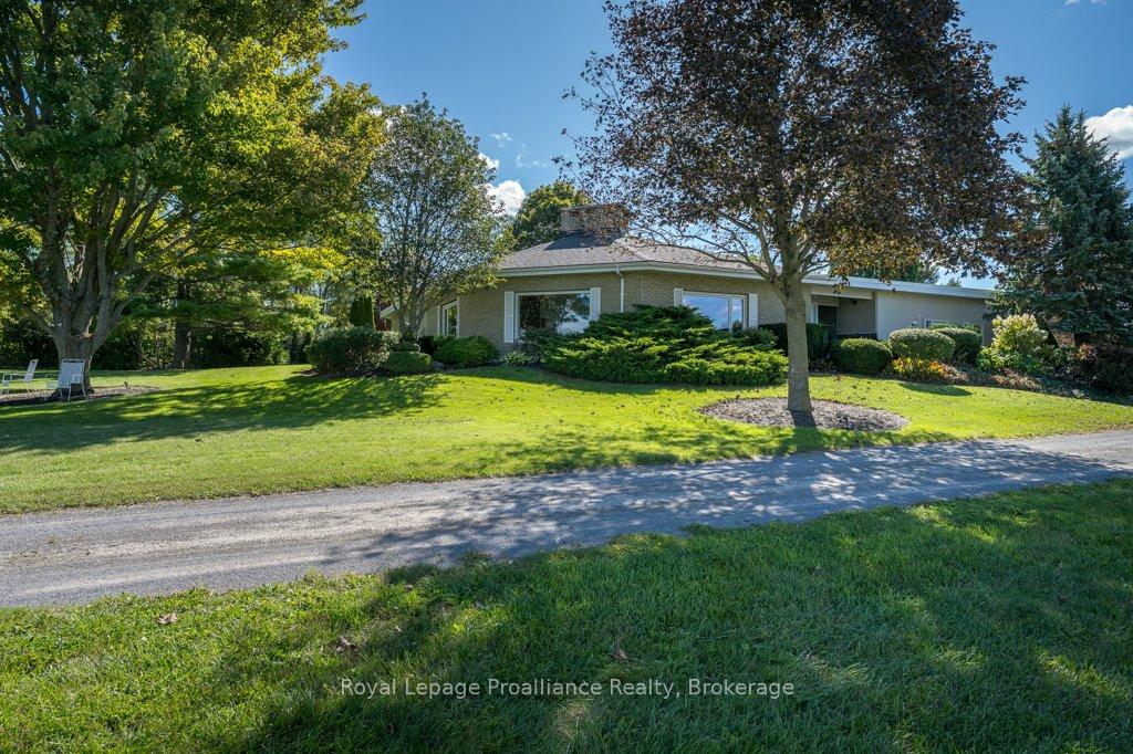 Photo 4 of 2355 County Rd 3, Prince Edward County, Ameliasburg Ward — HOMEH