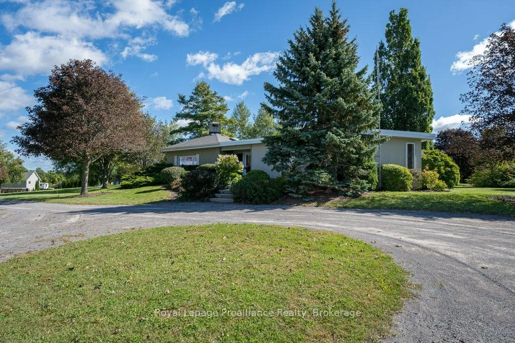 Photo 7 of 2355 County Rd 3, Prince Edward County, Ameliasburg Ward — HOMEH