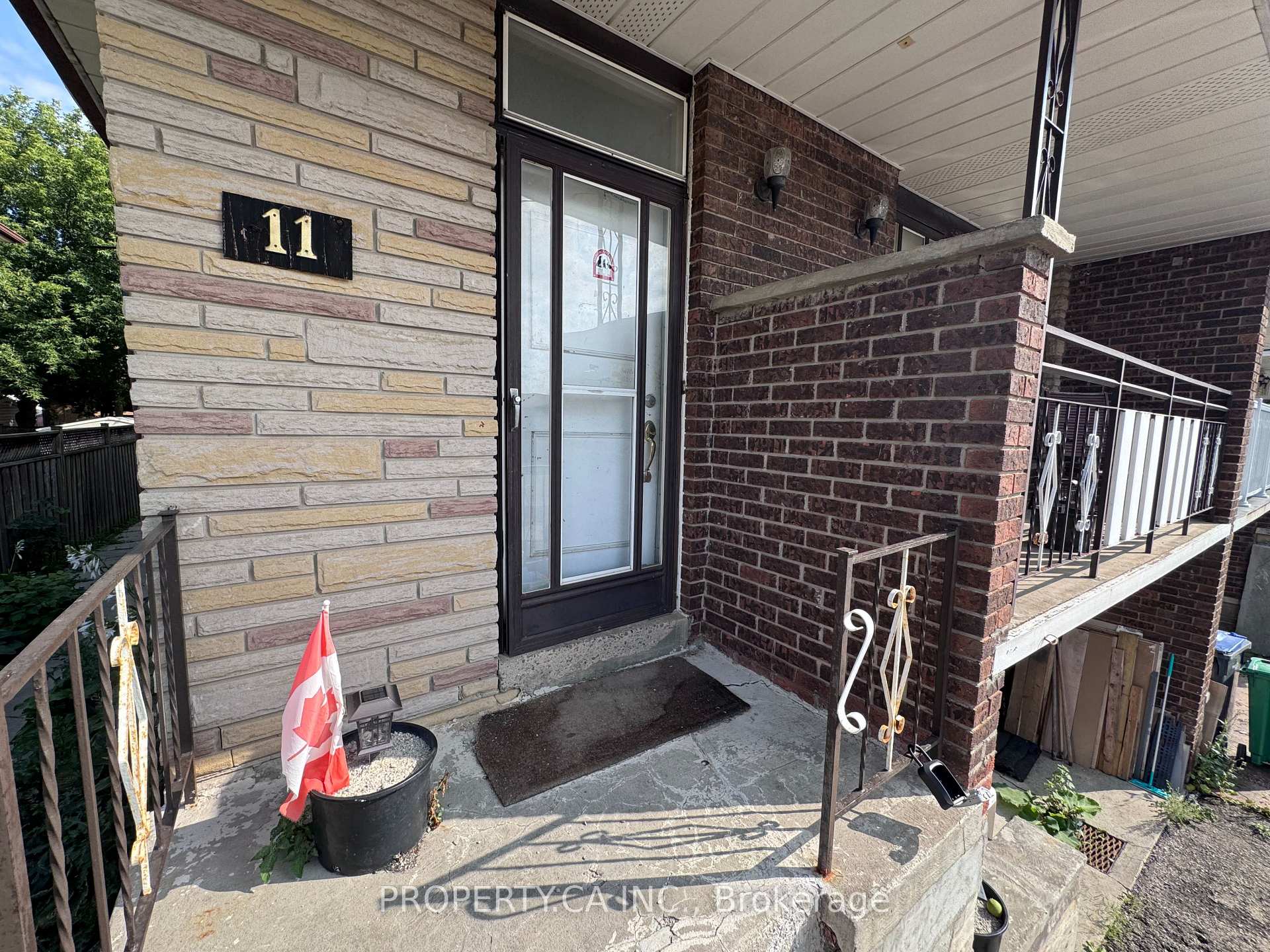 Photo 7 of 11 Nancy McCredie Drive, Brampton, Brampton West — HOMEH