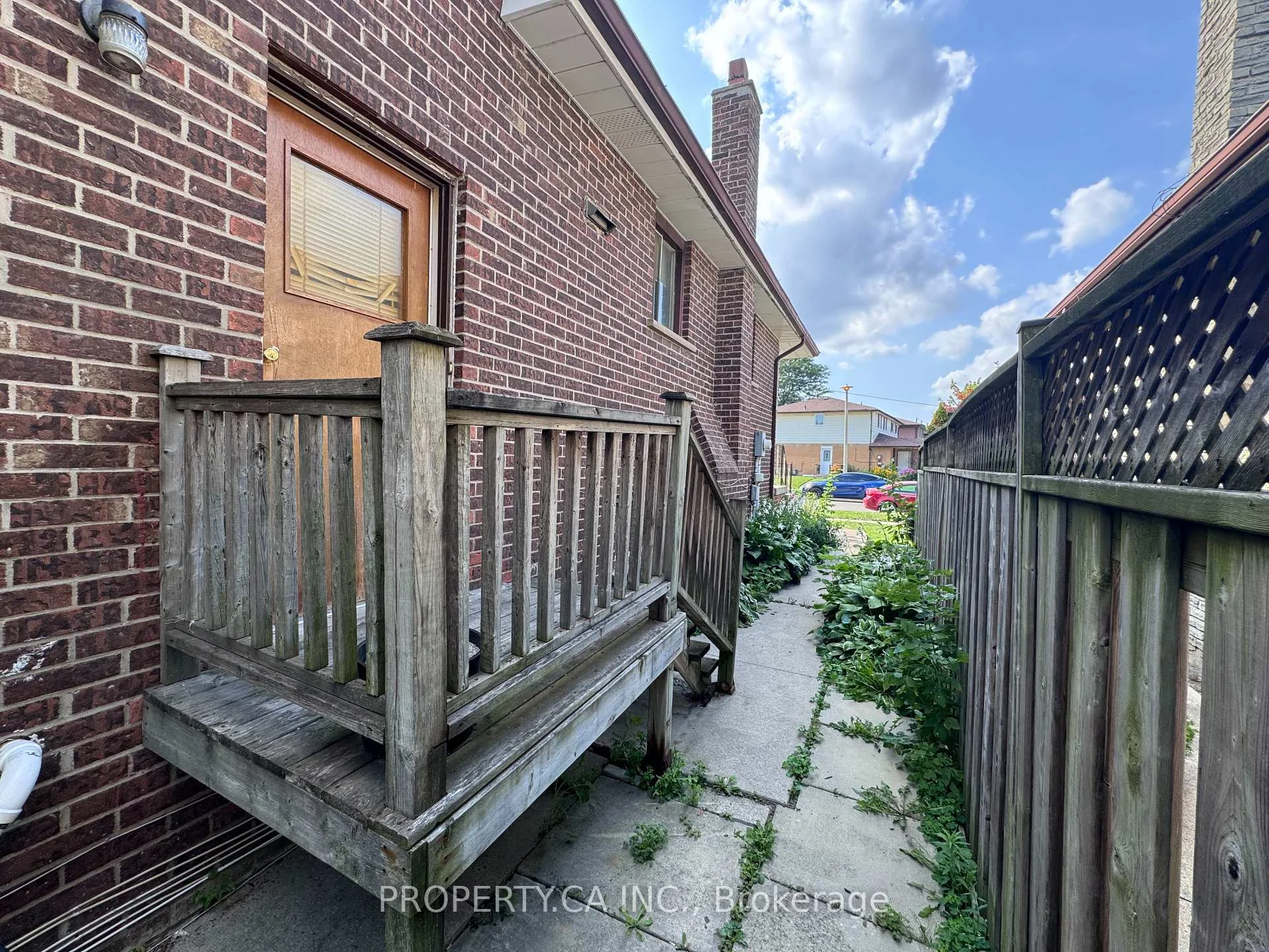 Photo 16 of 11 Nancy McCredie Drive, Brampton, Brampton West — HOMEH