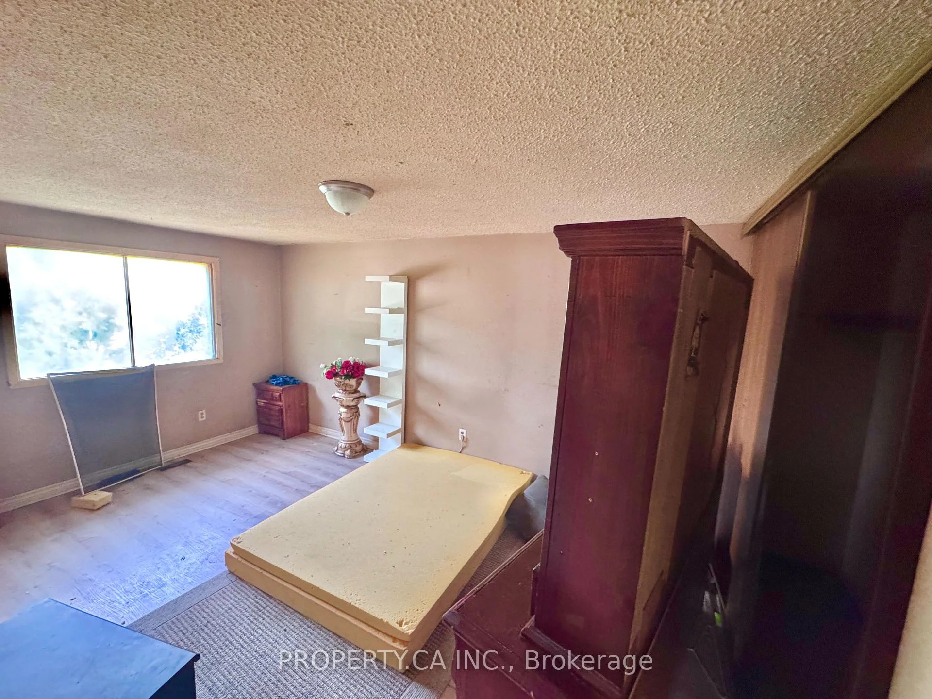 Photo 33 of 11 Nancy McCredie Drive, Brampton, Brampton West — HOMEH